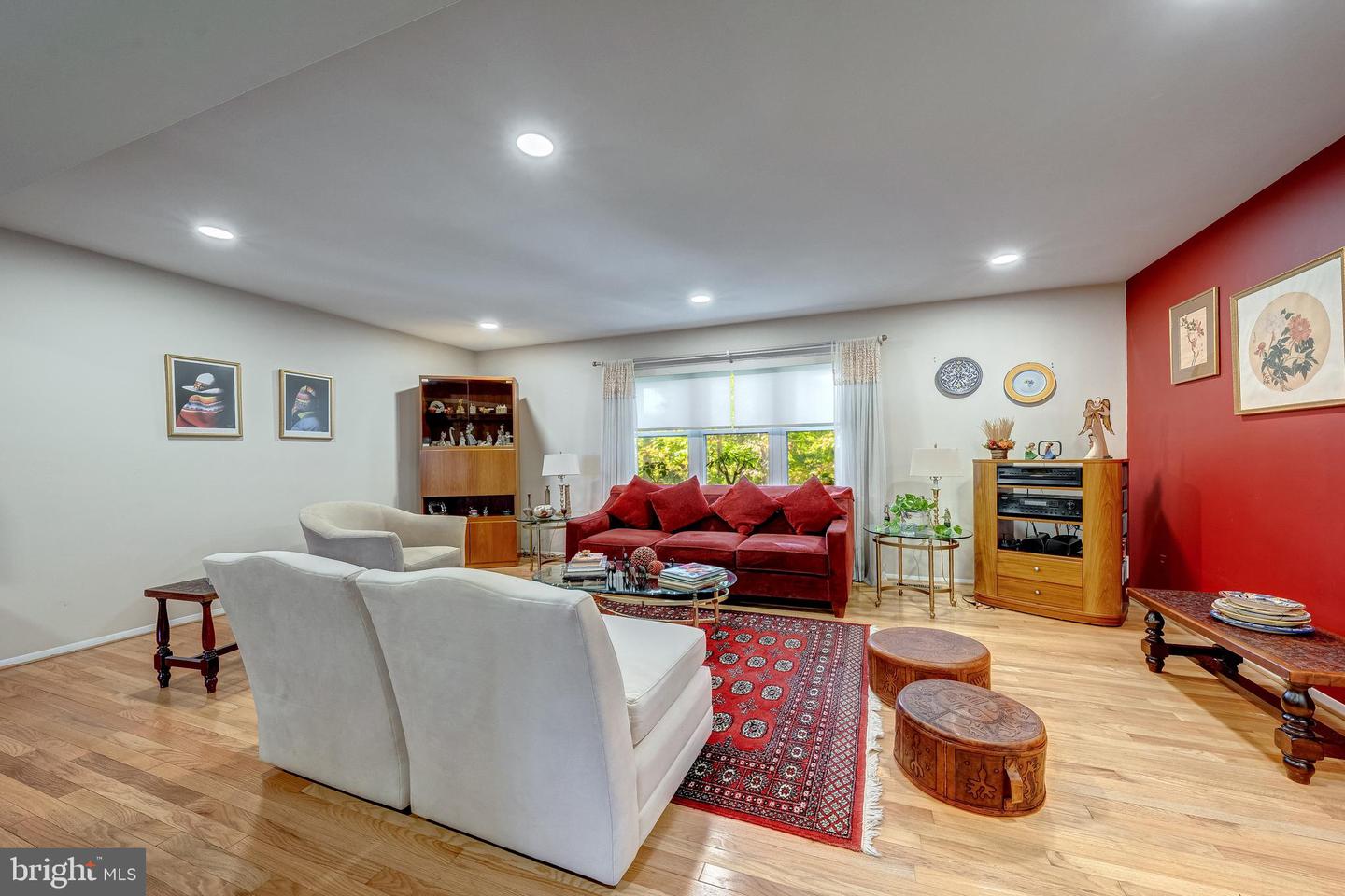 7779 TIVERTON DR, SPRINGFIELD, Virginia 22152, 3 Bedrooms Bedrooms, ,2 BathroomsBathrooms,Residential,For sale,7779 TIVERTON DR,VAFX2283986 MLS # VAFX2283986 7779 TIVERTON DR, SPRINGFIELD, Virginia 22152, 3 Bedrooms Bedrooms, ,2 BathroomsBathrooms,Residential,For sale,7779 TIVERTON DR,VAFX2283986 MLS # VAFX2283986