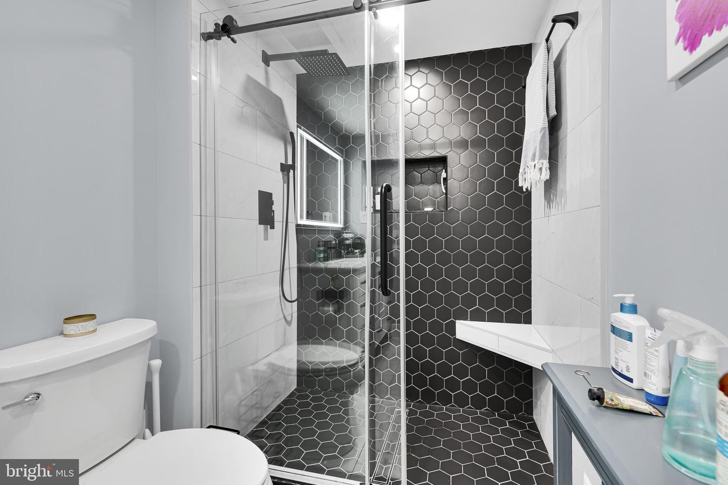 1390 V ST NW #303, WASHINGTON, District Of Columbia 20009, 1 Bedroom Bedrooms, ,1 BathroomBathrooms,Residential,For sale,1390 V ST NW #303,DCDC2239592 MLS # DCDC2239592