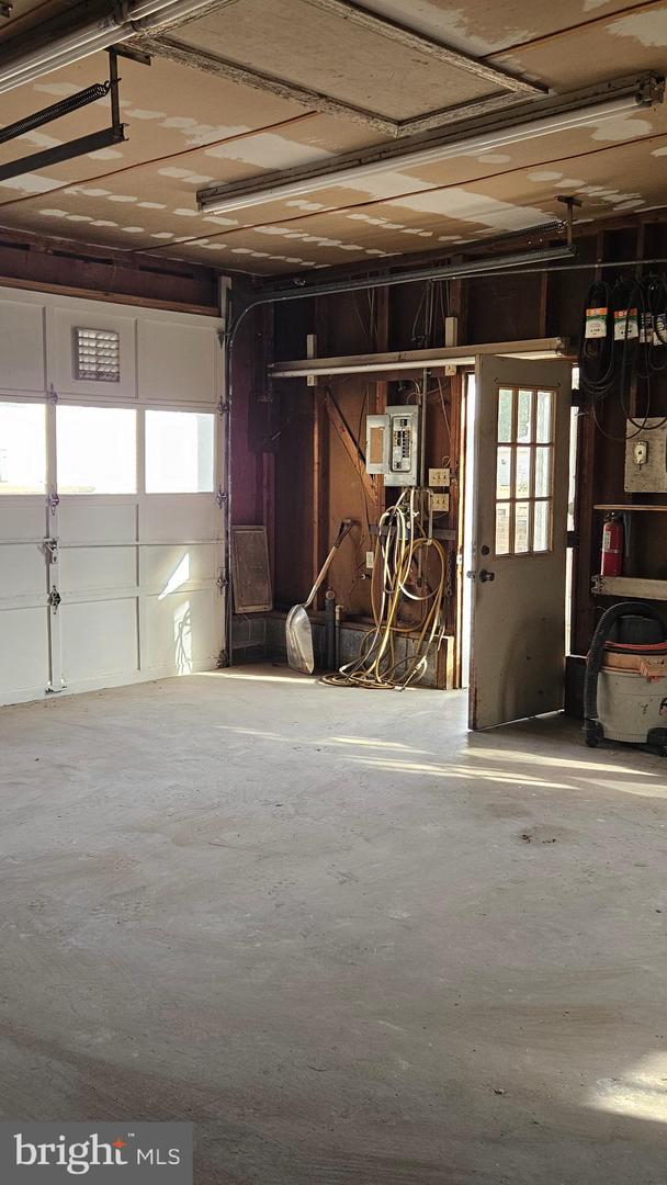 16506 RIDGE RD, KING GEORGE, Virginia 22485, 2 Bedrooms Bedrooms, ,1 BathroomBathrooms,Residential,For sale,16506 RIDGE RD,VAKG2007456 MLS # VAKG2007456