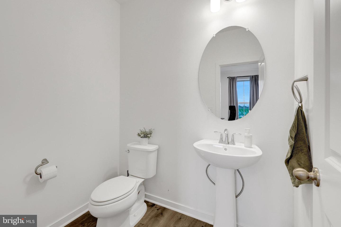 20941 BLUEBIRD SQ, STERLING, Virginia 20165, ,Residential,For sale,20941 BLUEBIRD SQ,VALO2113344 MLS # VALO2113344 20941 BLUEBIRD SQ, STERLING, Virginia 20165, ,Residential,For sale,20941 BLUEBIRD SQ,VALO2113344 MLS # VALO2113344