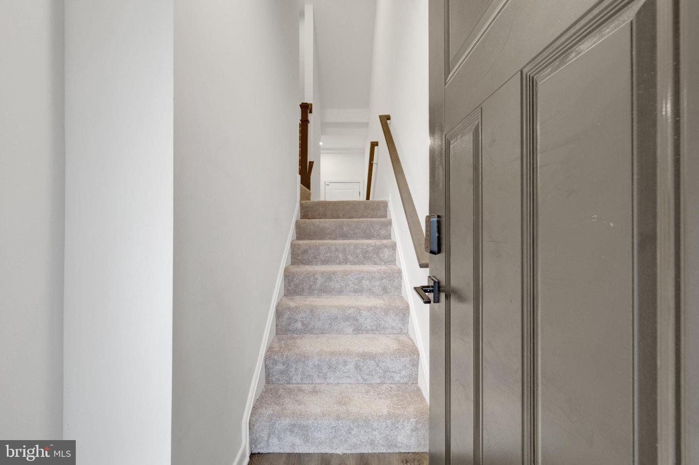 20941 BLUEBIRD SQ, STERLING, Virginia 20165, ,Residential,For sale,20941 BLUEBIRD SQ,VALO2113344 MLS # VALO2113344 20941 BLUEBIRD SQ, STERLING, Virginia 20165, ,Residential,For sale,20941 BLUEBIRD SQ,VALO2113344 MLS # VALO2113344