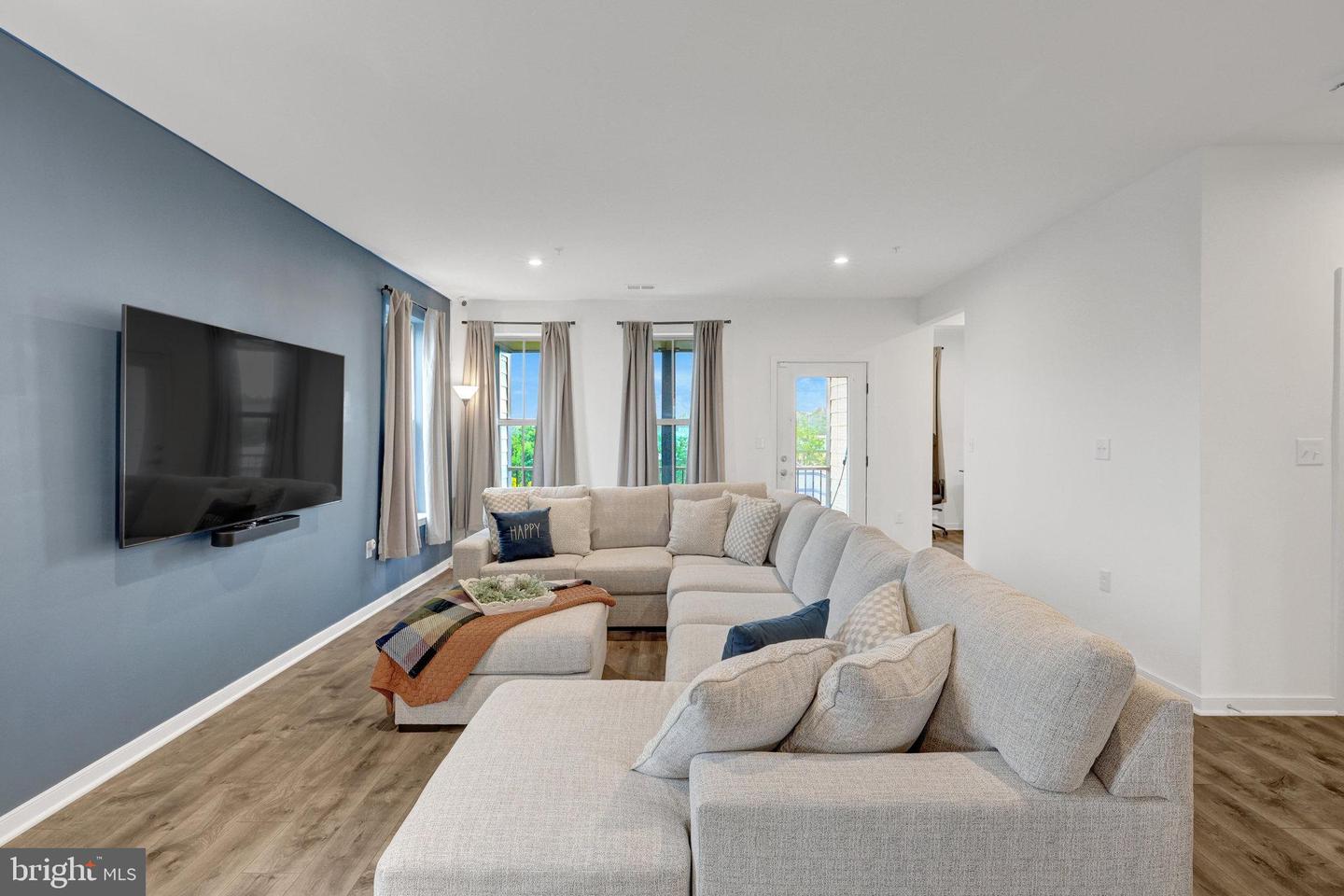 20941 BLUEBIRD SQ, STERLING, Virginia 20165, ,Residential,For sale,20941 BLUEBIRD SQ,VALO2113344 MLS # VALO2113344 20941 BLUEBIRD SQ, STERLING, Virginia 20165, ,Residential,For sale,20941 BLUEBIRD SQ,VALO2113344 MLS # VALO2113344