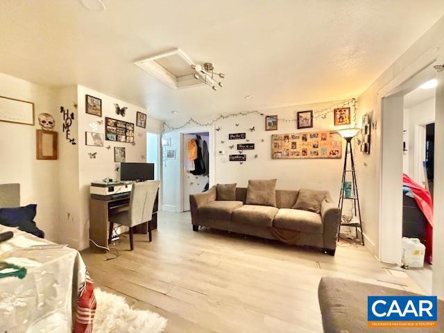 2080 PROFFIT STATION RD, CHARLOTTESVILLE, Virginia 22911, 4 Bedrooms Bedrooms, ,2 BathroomsBathrooms,Residential,For sale,2080 PROFFIT STATION RD,672175 MLS # 672175