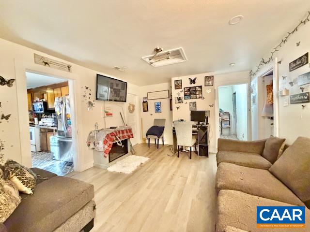 2080 PROFFIT STATION RD, CHARLOTTESVILLE, Virginia 22911, 4 Bedrooms Bedrooms, ,2 BathroomsBathrooms,Residential,For sale,2080 PROFFIT STATION RD,672175 MLS # 672175