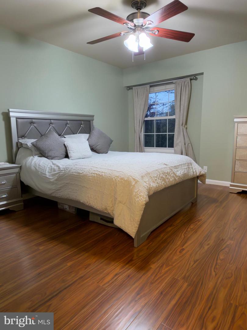 7640 TREMAYNE PL #112, MCLEAN, Virginia 22102, 1 Bedroom Bedrooms, 2 Rooms Rooms,1 BathroomBathrooms,Residential,For sale,7640 TREMAYNE PL #112,VAFX2284136 MLS # VAFX2284136 7640 TREMAYNE PL #112, MCLEAN, Virginia 22102, 1 Bedroom Bedrooms, 2 Rooms Rooms,1 BathroomBathrooms,Residential,For sale,7640 TREMAYNE PL #112,VAFX2284136 MLS # VAFX2284136