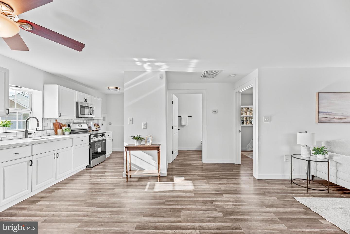 6052 ROSEDALE DR, KING GEORGE, Virginia 22485, 1 Bedroom Bedrooms, 3 Rooms Rooms,1 BathroomBathrooms,Residential,For sale,6052 ROSEDALE DR,VAKG2007458 MLS # VAKG2007458 6052 ROSEDALE DR, KING GEORGE, Virginia 22485, 1 Bedroom Bedrooms, 3 Rooms Rooms,1 BathroomBathrooms,Residential,For sale,6052 ROSEDALE DR,VAKG2007458 MLS # VAKG2007458