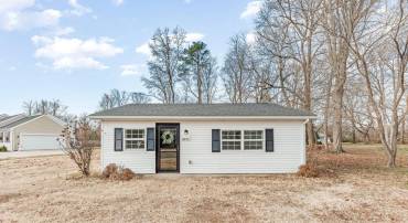 6052 ROSEDALE DR, KING GEORGE, Virginia 22485, 1 Bedroom Bedrooms, 3 Rooms Rooms,1 BathroomBathrooms,Residential,For sale,6052 ROSEDALE DR,VAKG2007458 MLS # VAKG2007458