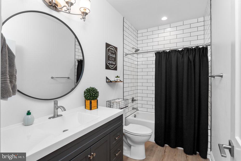 3606 WINSINGER DR, BROADWAY, Virginia 22815, 5 Bedrooms Bedrooms, ,4 BathroomsBathrooms,Residential,For sale,3606 WINSINGER DR,VARO2001866 MLS # VARO2001866 3606 WINSINGER DR, BROADWAY, Virginia 22815, 5 Bedrooms Bedrooms, ,4 BathroomsBathrooms,Residential,For sale,3606 WINSINGER DR,VARO2001866 MLS # VARO2001866