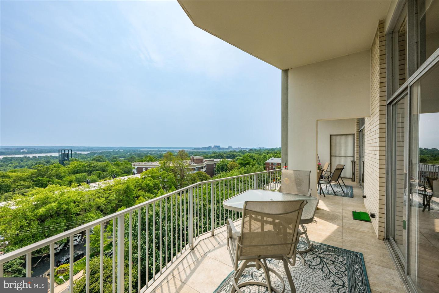 1200 N NASH ST #838, ARLINGTON, Virginia 22209, 2 Bedrooms Bedrooms, ,2 BathroomsBathrooms,Residential,For sale,1200 N NASH ST #838,VAAR2053112 MLS # VAAR2053112 1200 N NASH ST #838, ARLINGTON, Virginia 22209, 2 Bedrooms Bedrooms, ,2 BathroomsBathrooms,Residential,For sale,1200 N NASH ST #838,VAAR2053112 MLS # VAAR2053112