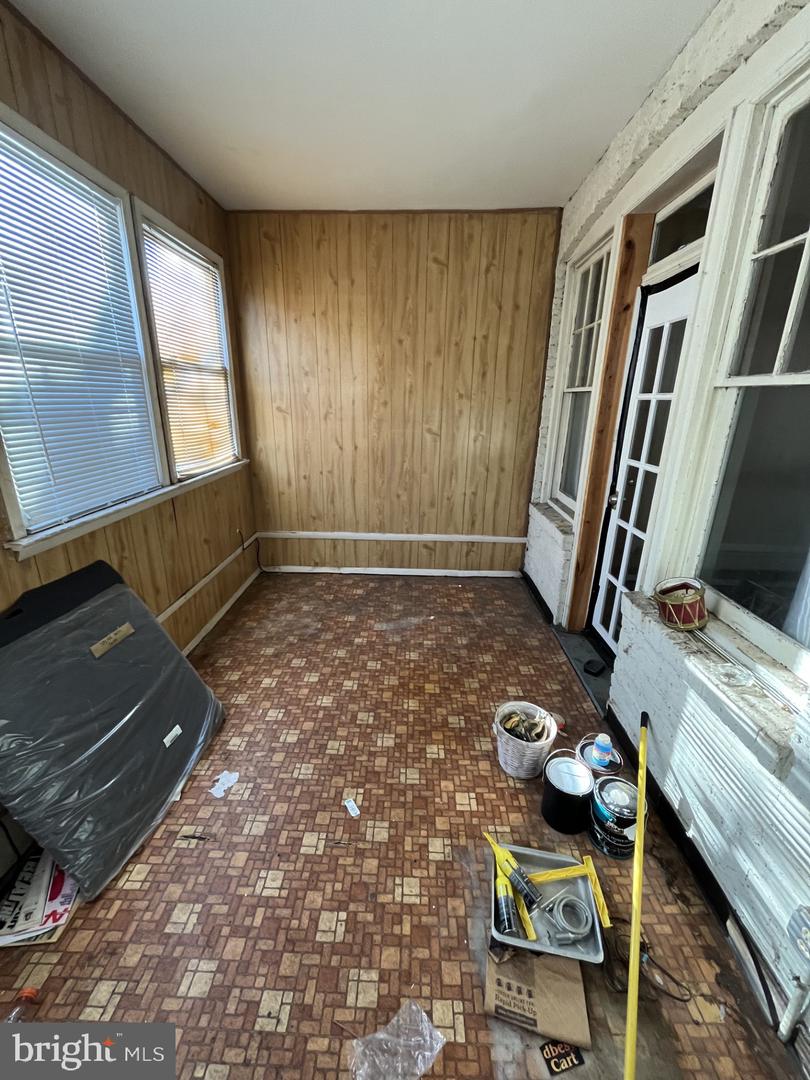 1813 M ST NE, WASHINGTON, District Of Columbia 20002, 3 Bedrooms Bedrooms, ,1 BathroomBathrooms,Residential,For sale,1813 M ST NE,DCDC2191034 MLS # DCDC2191034