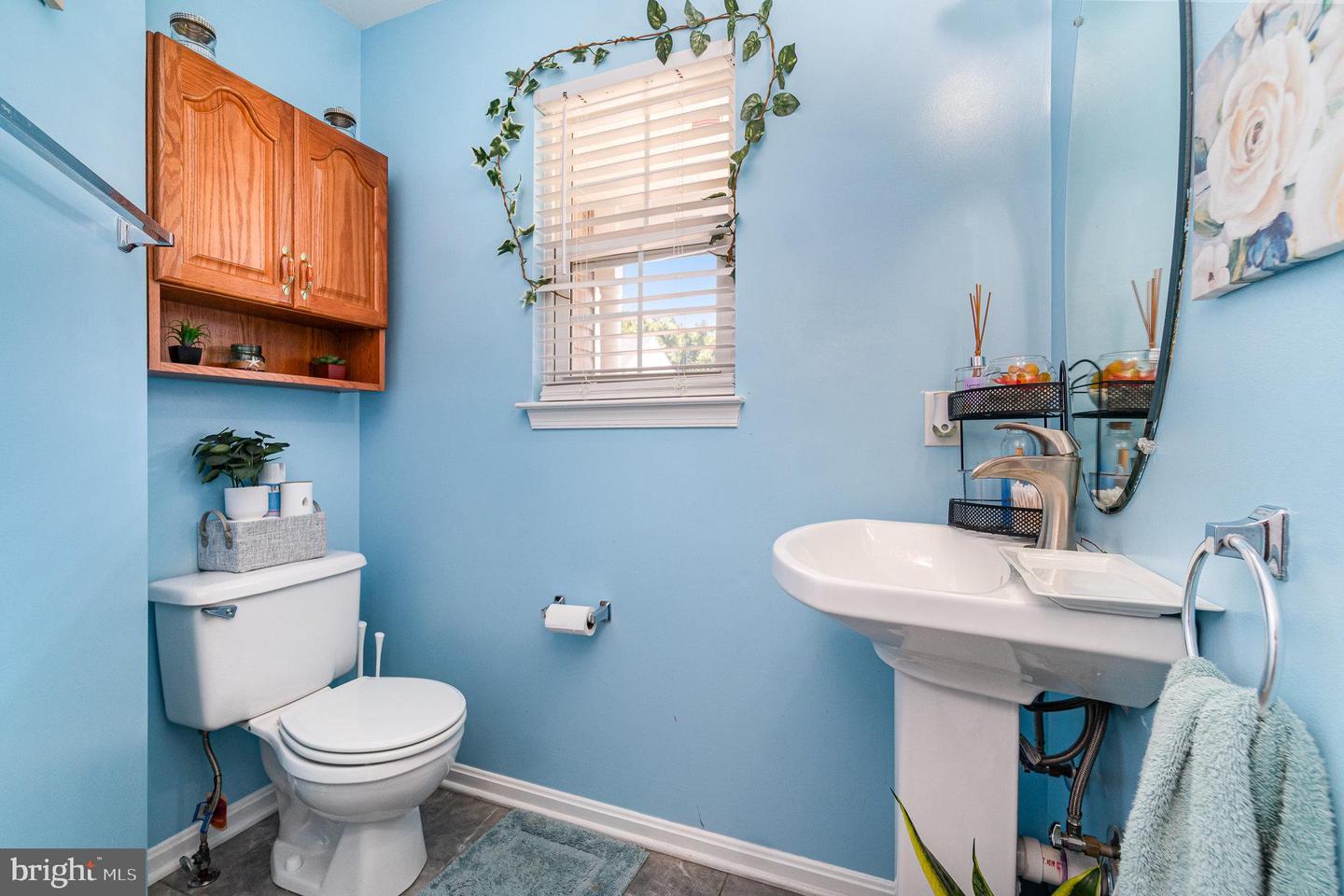 17616 CHISHOLM LN, DUMFRIES, Virginia 22026, 5 Bedrooms Bedrooms, ,3 BathroomsBathrooms,Residential,For sale,17616 CHISHOLM LN,VAPW2092842 MLS # VAPW2092842