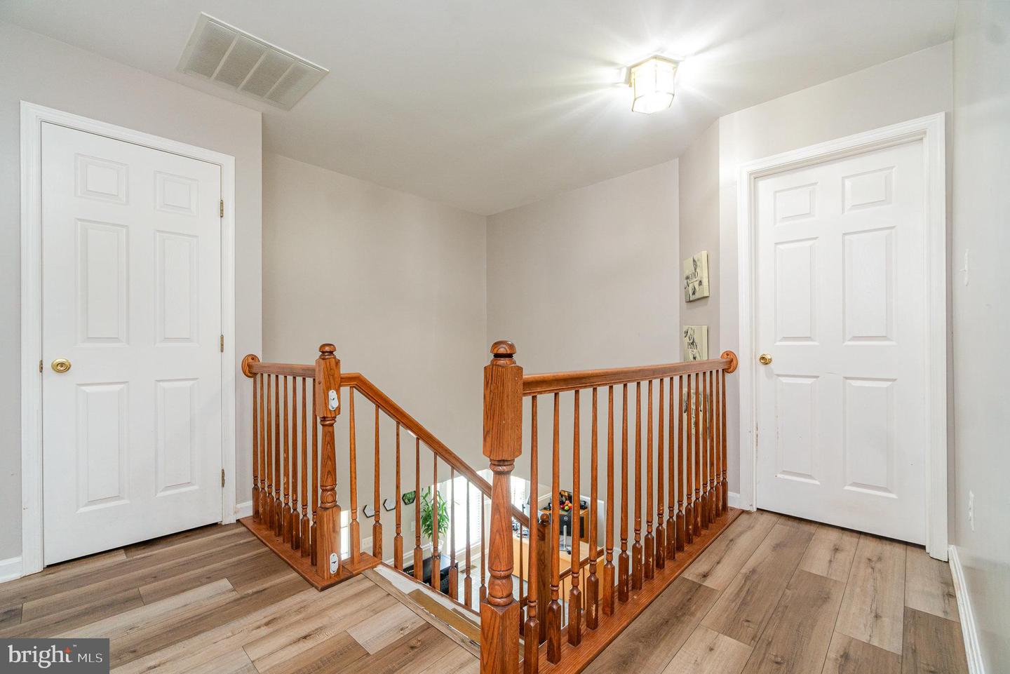 17616 CHISHOLM LN, DUMFRIES, Virginia 22026, 5 Bedrooms Bedrooms, ,3 BathroomsBathrooms,Residential,For sale,17616 CHISHOLM LN,VAPW2092842 MLS # VAPW2092842