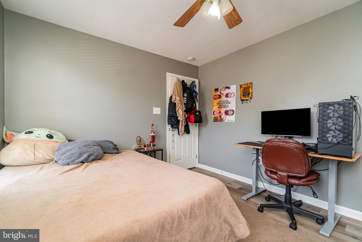 17616 CHISHOLM LN, DUMFRIES, Virginia 22026, 5 Bedrooms Bedrooms, ,3 BathroomsBathrooms,Residential,For sale,17616 CHISHOLM LN,VAPW2092842 MLS # VAPW2092842