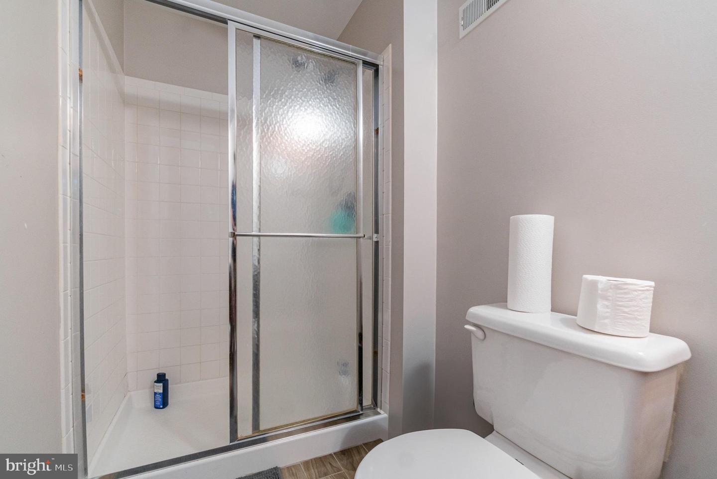 17616 CHISHOLM LN, DUMFRIES, Virginia 22026, 5 Bedrooms Bedrooms, ,3 BathroomsBathrooms,Residential,For sale,17616 CHISHOLM LN,VAPW2092842 MLS # VAPW2092842