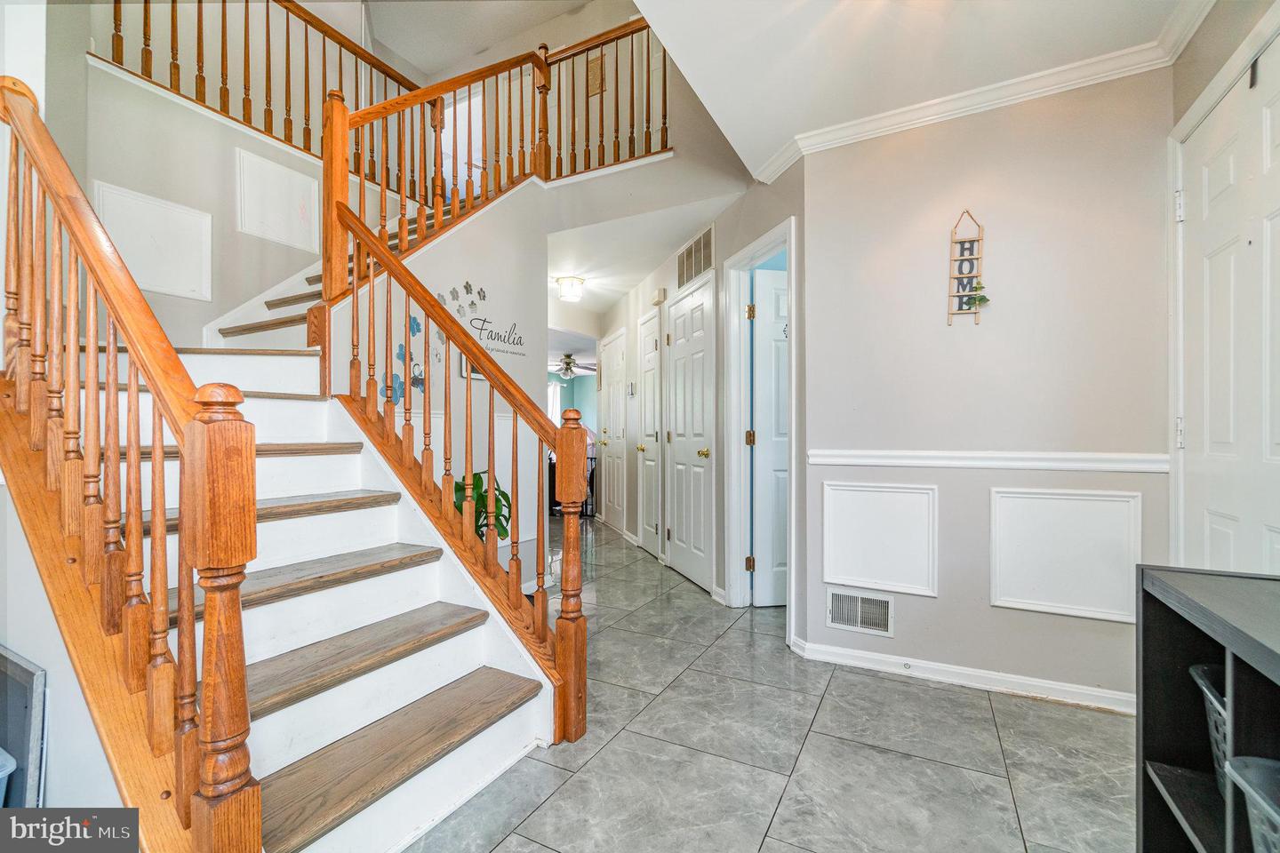 17616 CHISHOLM LN, DUMFRIES, Virginia 22026, 5 Bedrooms Bedrooms, ,3 BathroomsBathrooms,Residential,For sale,17616 CHISHOLM LN,VAPW2092842 MLS # VAPW2092842