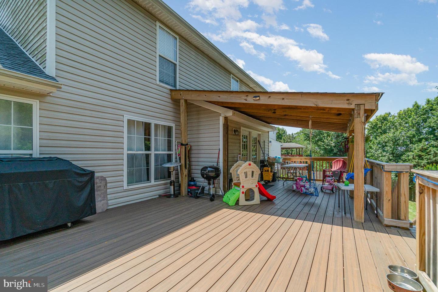 17616 CHISHOLM LN, DUMFRIES, Virginia 22026, 5 Bedrooms Bedrooms, ,3 BathroomsBathrooms,Residential,For sale,17616 CHISHOLM LN,VAPW2092842 MLS # VAPW2092842