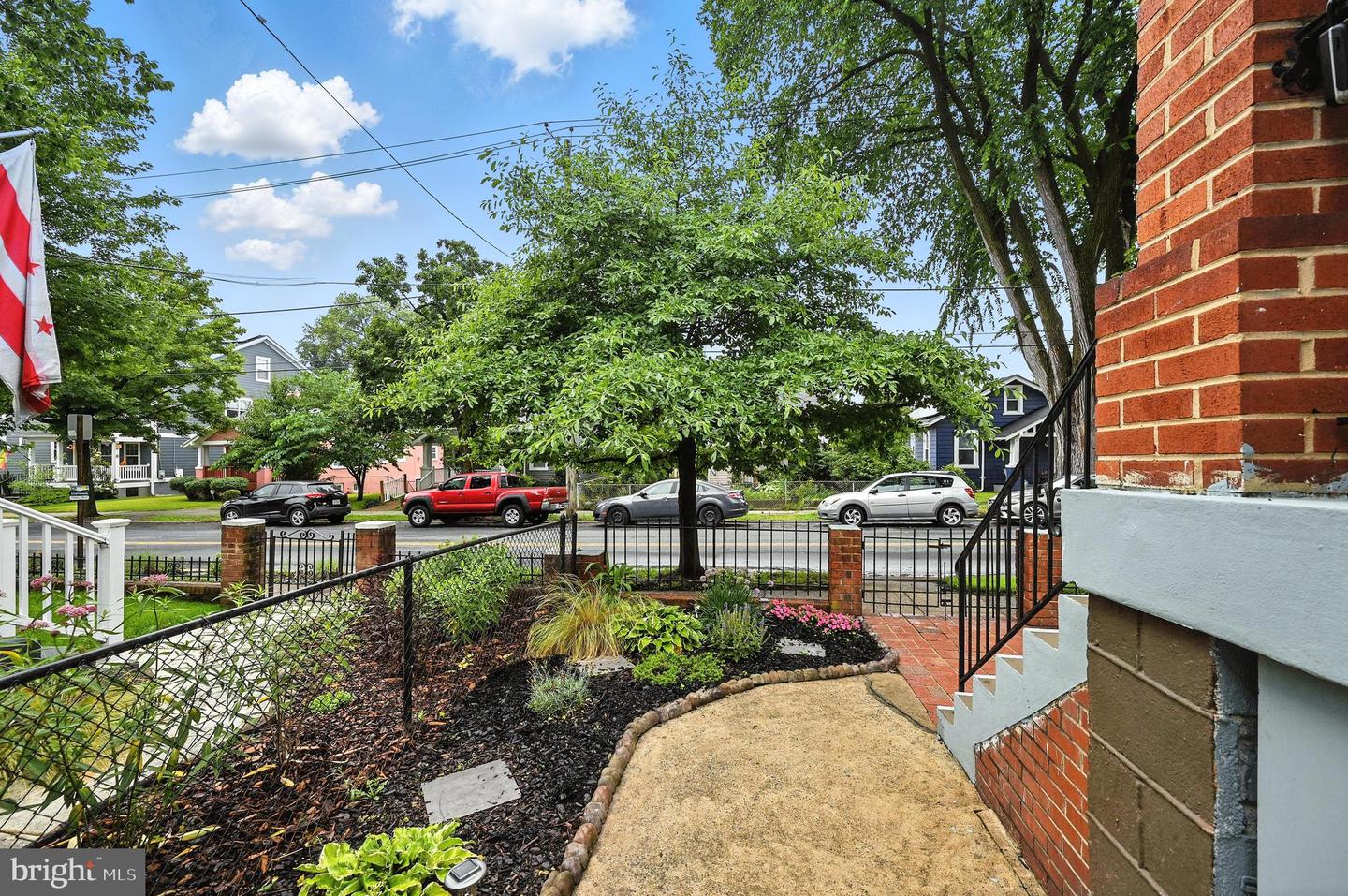 3921 22ND ST NE, WASHINGTON, District Of Columbia 20018, 3 Bedrooms Bedrooms, ,2 BathroomsBathrooms,Residential,For sale,3921 22ND ST NE,DCDC2203224 MLS # DCDC2203224