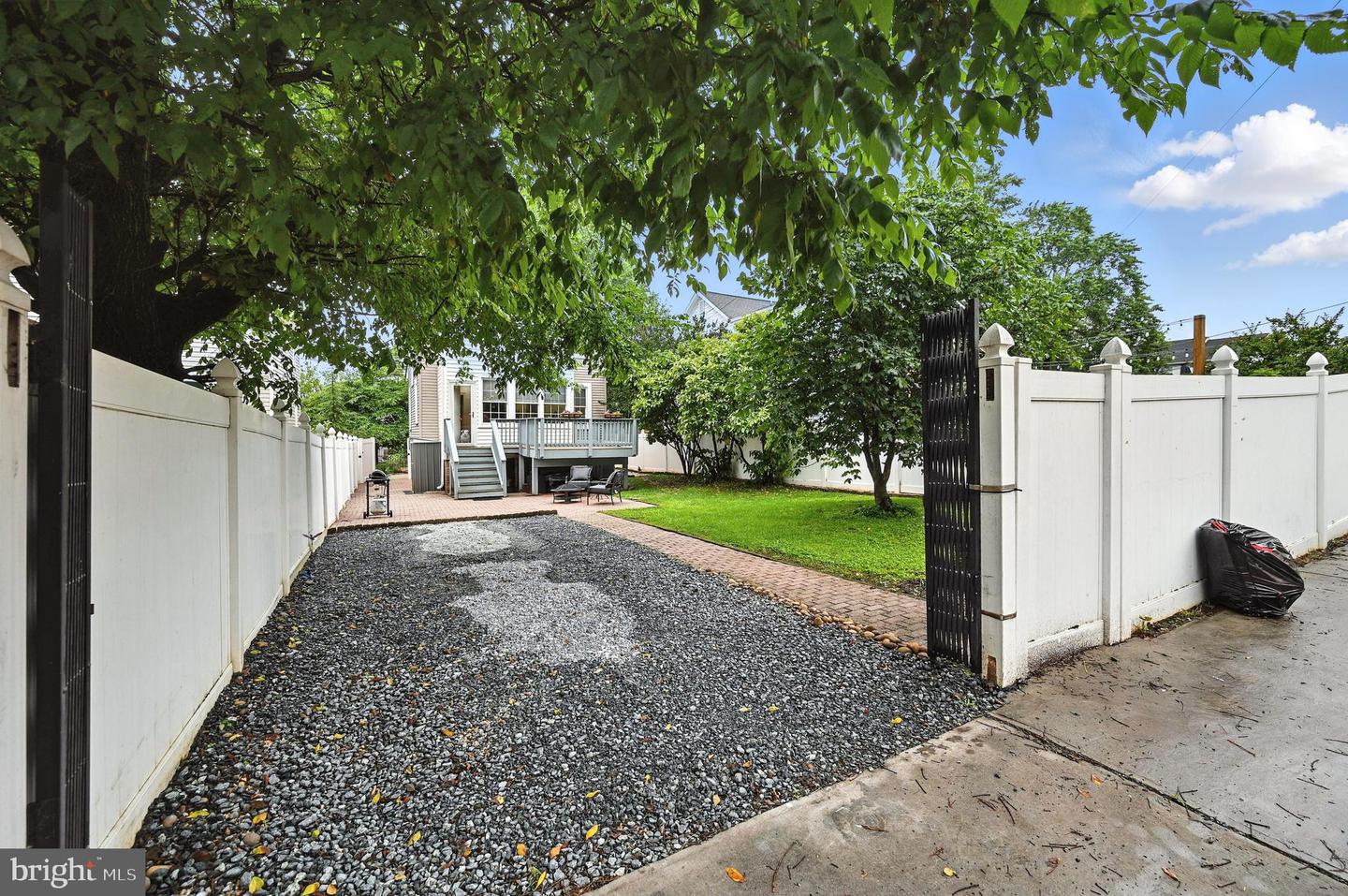 3921 22ND ST NE, WASHINGTON, District Of Columbia 20018, 3 Bedrooms Bedrooms, ,2 BathroomsBathrooms,Residential,For sale,3921 22ND ST NE,DCDC2203224 MLS # DCDC2203224