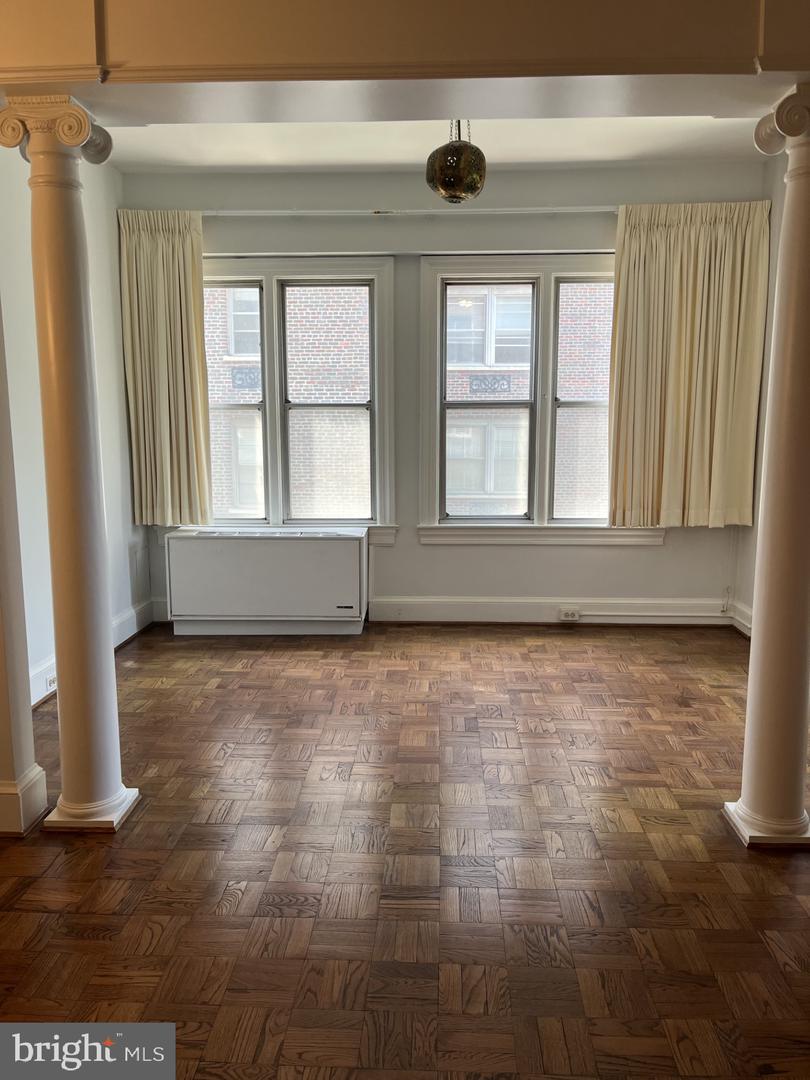 4000 CATHEDRAL AVE NW #309B, WASHINGTON, District Of Columbia 20016, 2 Bedrooms Bedrooms, ,1 BathroomBathrooms,Residential,For sale,4000 CATHEDRAL AVE NW #309B,DCDC2208254 MLS # DCDC2208254