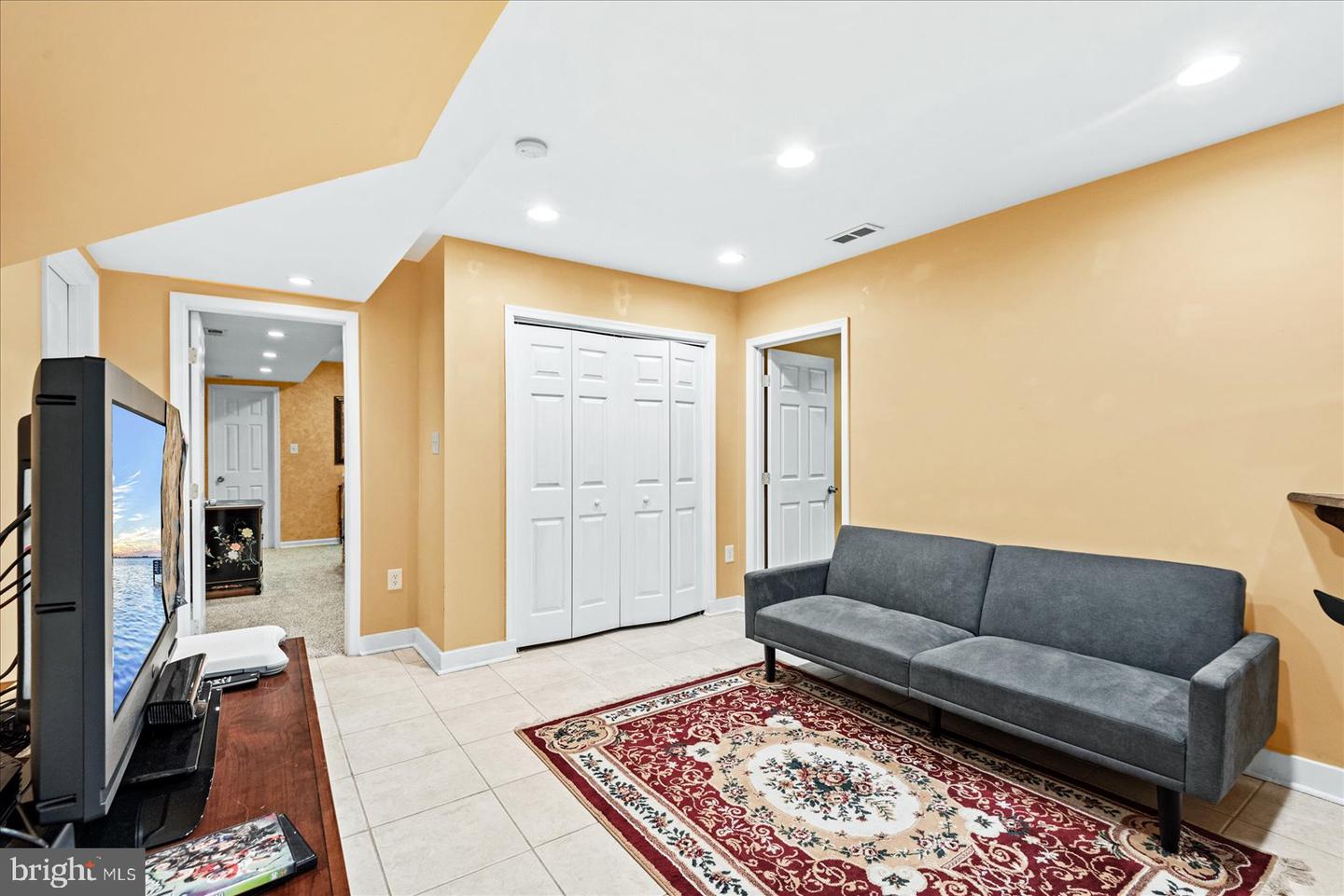 21 WENTWORTH DR, FREDERICKSBURG, Virginia 22406, 7 Bedrooms Bedrooms, ,5 BathroomsBathrooms,Residential,For sale,21 WENTWORTH DR,VAST2040450 MLS # VAST2040450