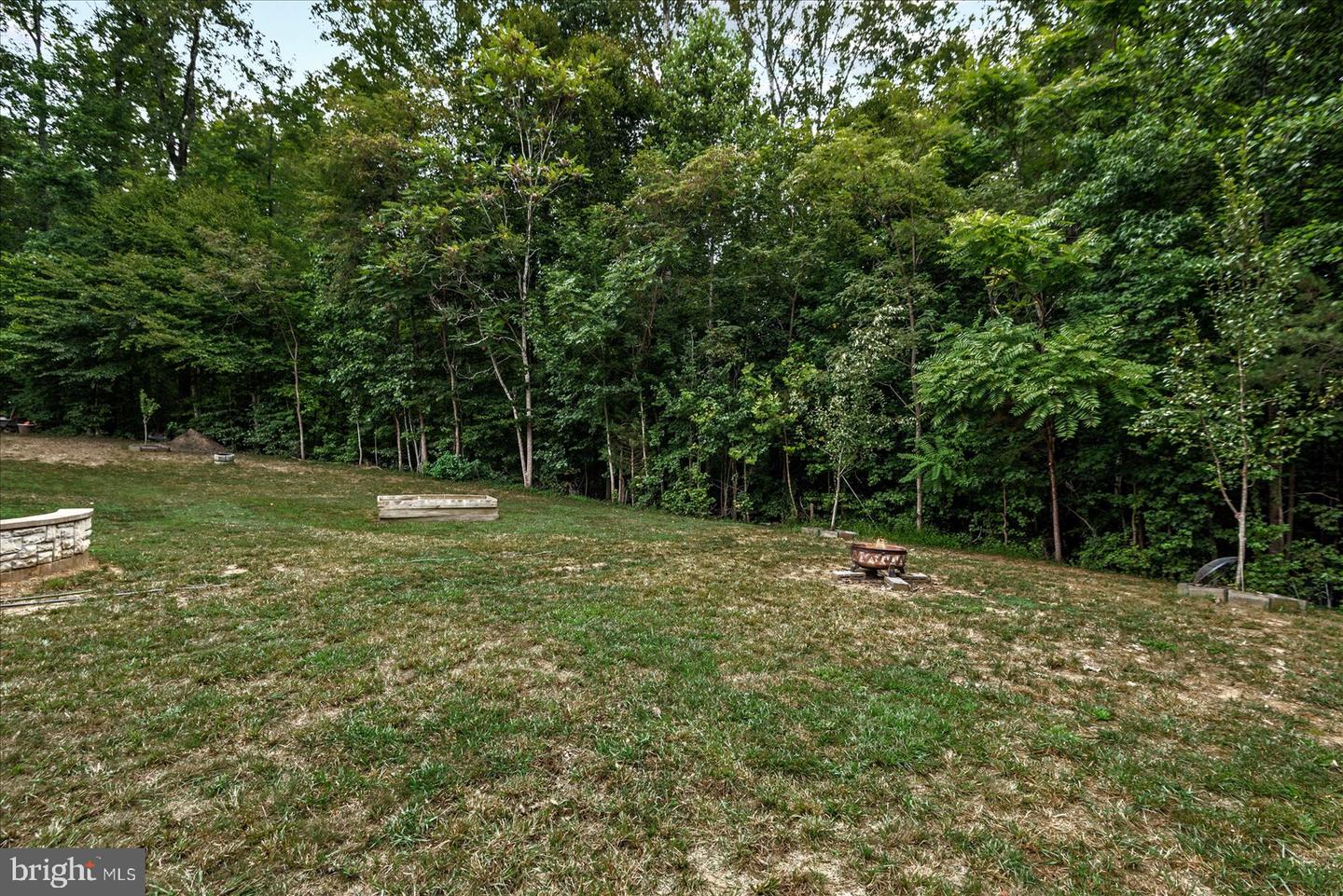 21 WENTWORTH DR, FREDERICKSBURG, Virginia 22406, 7 Bedrooms Bedrooms, ,5 BathroomsBathrooms,Residential,For sale,21 WENTWORTH DR,VAST2040450 MLS # VAST2040450