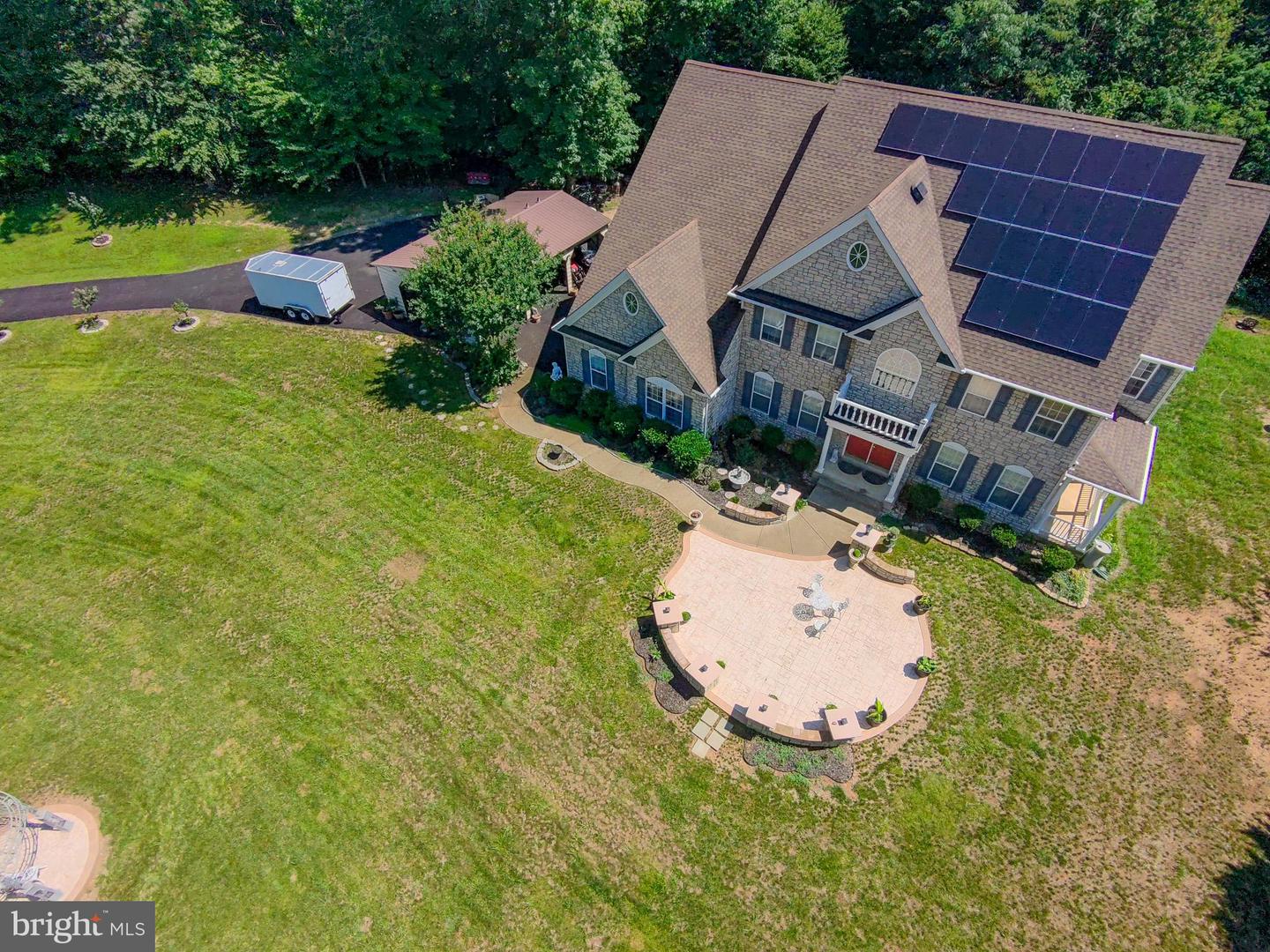 21 WENTWORTH DR, FREDERICKSBURG, Virginia 22406, 7 Bedrooms Bedrooms, ,5 BathroomsBathrooms,Residential,For sale,21 WENTWORTH DR,VAST2040450 MLS # VAST2040450