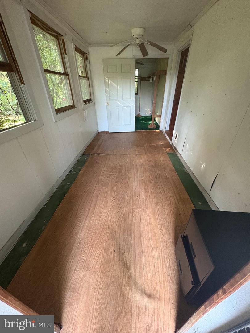 1372 COLES POINT RD, HAGUE, Virginia 22469, 4 Bedrooms Bedrooms, ,2 BathroomsBathrooms,Residential,For sale,1372 COLES POINT RD,VAWE2009580 MLS # VAWE2009580