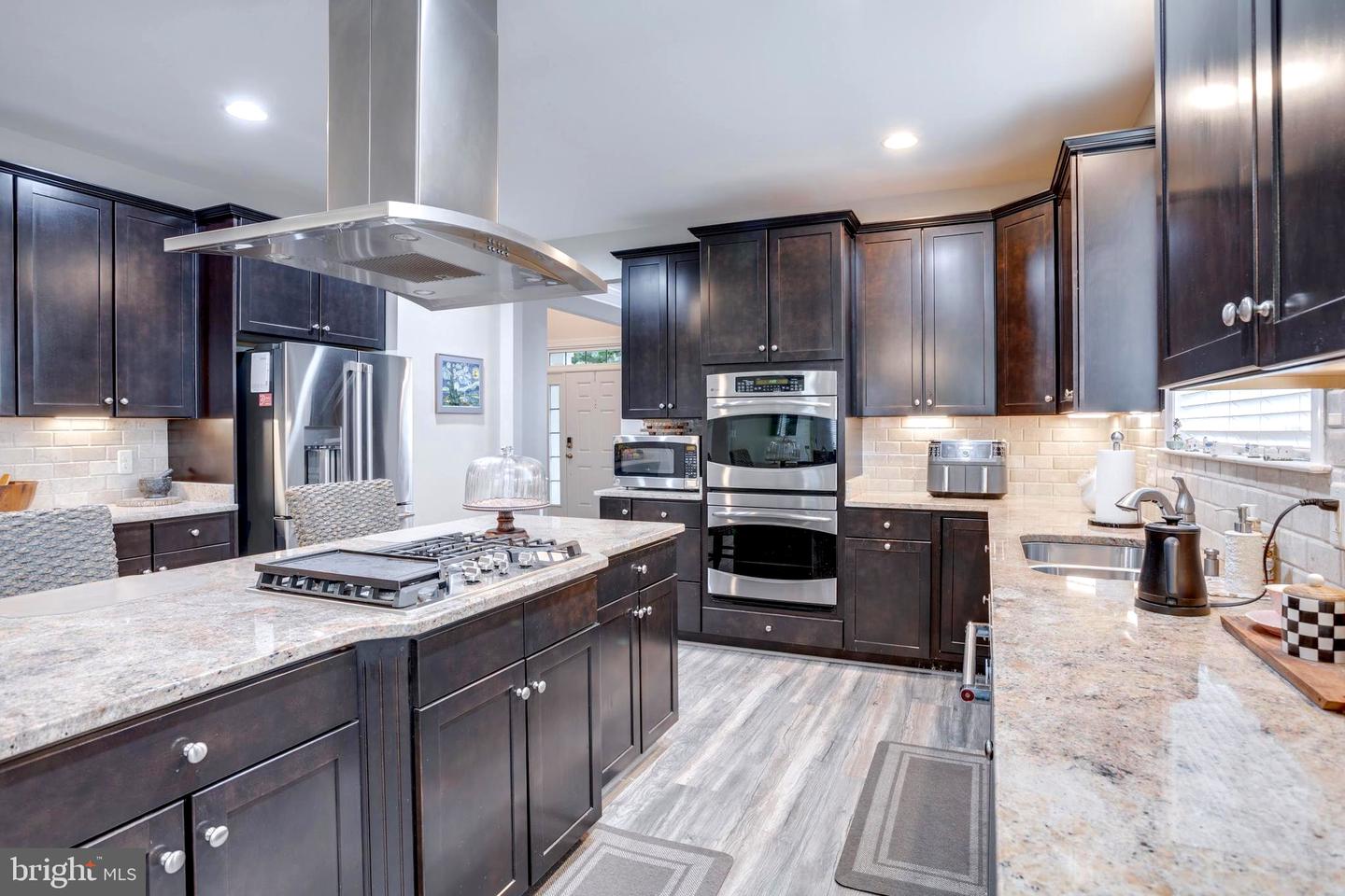 25184 CRESTED WHEAT DR, ALDIE, Virginia 20105, 5 Bedrooms Bedrooms, ,4 BathroomsBathrooms,Residential,For sale,25184 CRESTED WHEAT DR,VALO2106590 MLS # VALO2106590