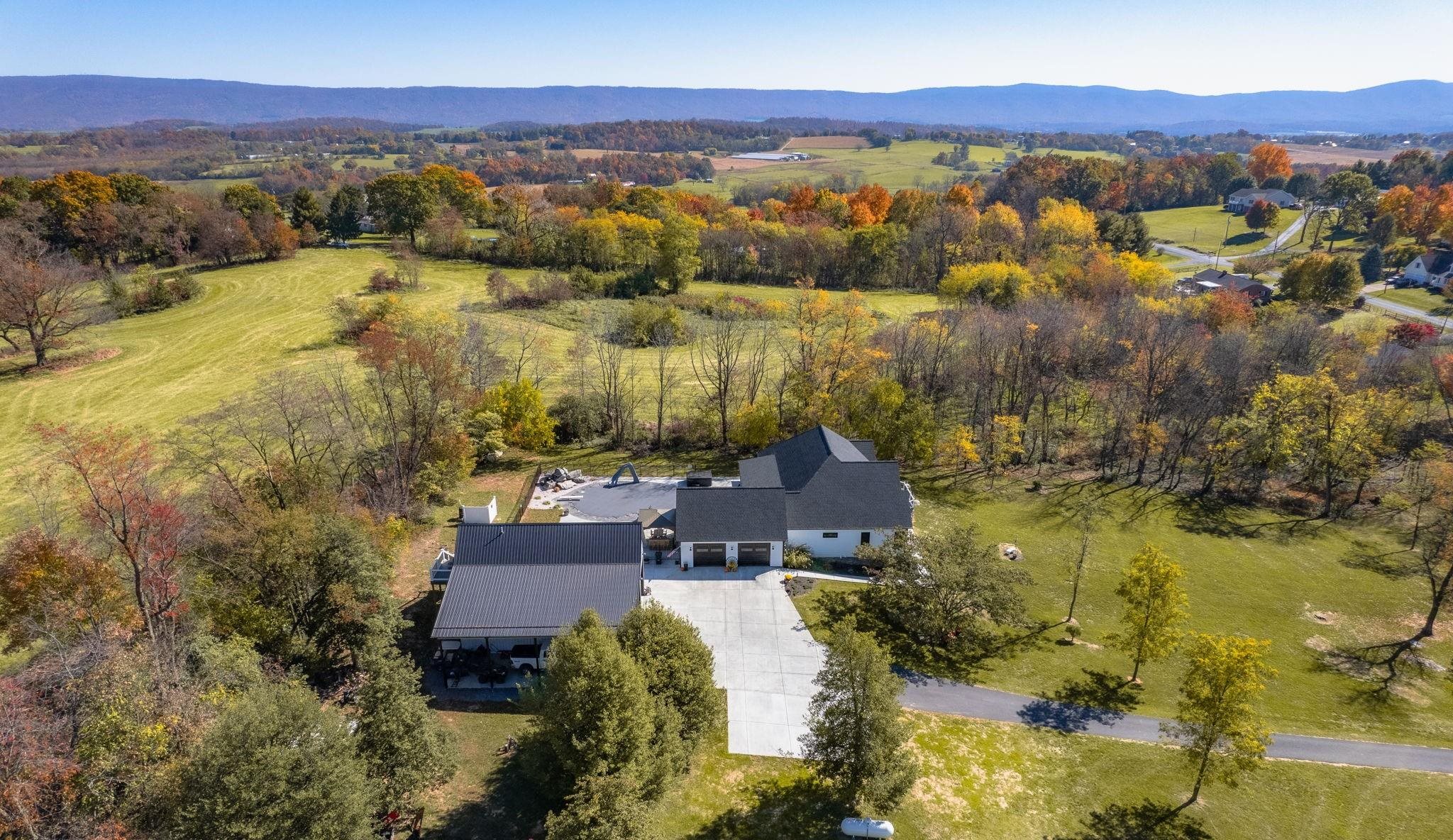 3606 WINSINGER DR, BROADWAY, Virginia 22815, 5 Bedrooms Bedrooms, ,4 BathroomsBathrooms,Residential,3606 WINSINGER DR,658189 MLS # 658189