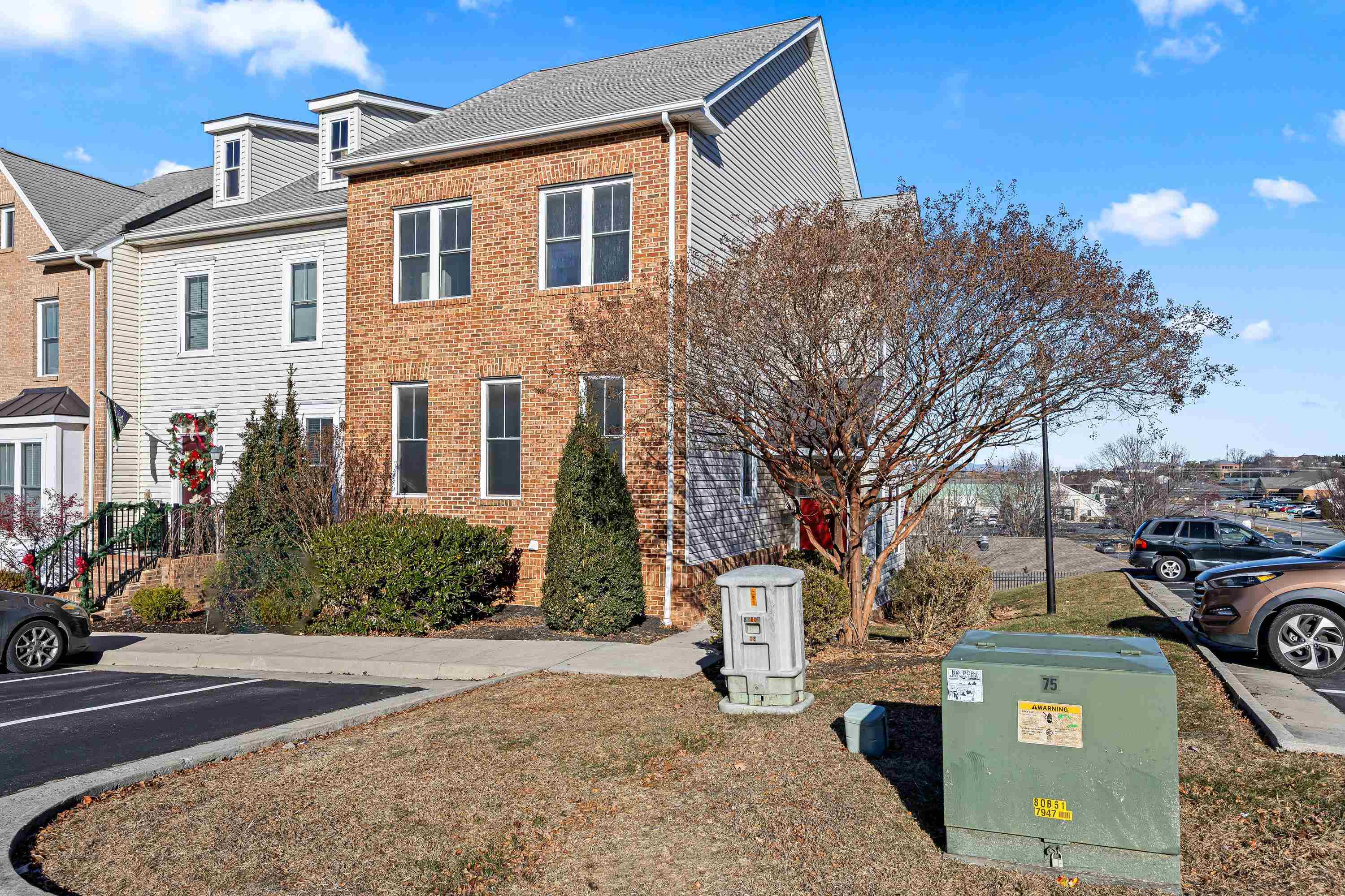 351 BLUE STONE HILLS DR, HARRISONBURG, Virginia 22801, 3 Bedrooms Bedrooms, ,3 BathroomsBathrooms,Residential,351 BLUE STONE HILLS DR,672177 MLS # 672177 351 BLUE STONE HILLS DR, HARRISONBURG, Virginia 22801, 3 Bedrooms Bedrooms, ,3 BathroomsBathrooms,Residential,351 BLUE STONE HILLS DR,672177 MLS # 672177