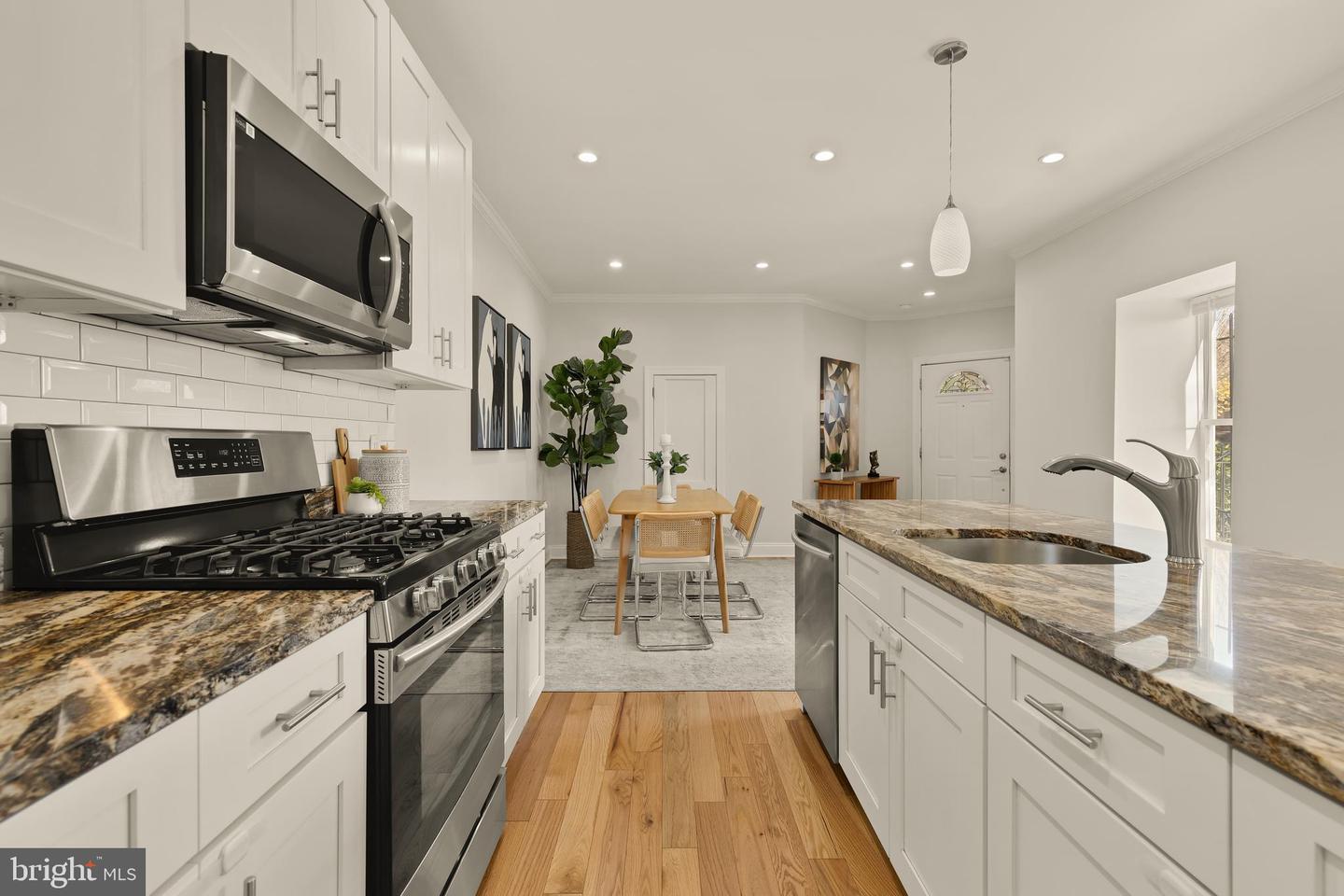 1671 GALES ST NE #1, WASHINGTON, District Of Columbia 20002, 2 Bedrooms Bedrooms, ,2 BathroomsBathrooms,Residential,For sale,1671 GALES ST NE #1,DCDC2231148 MLS # DCDC2231148