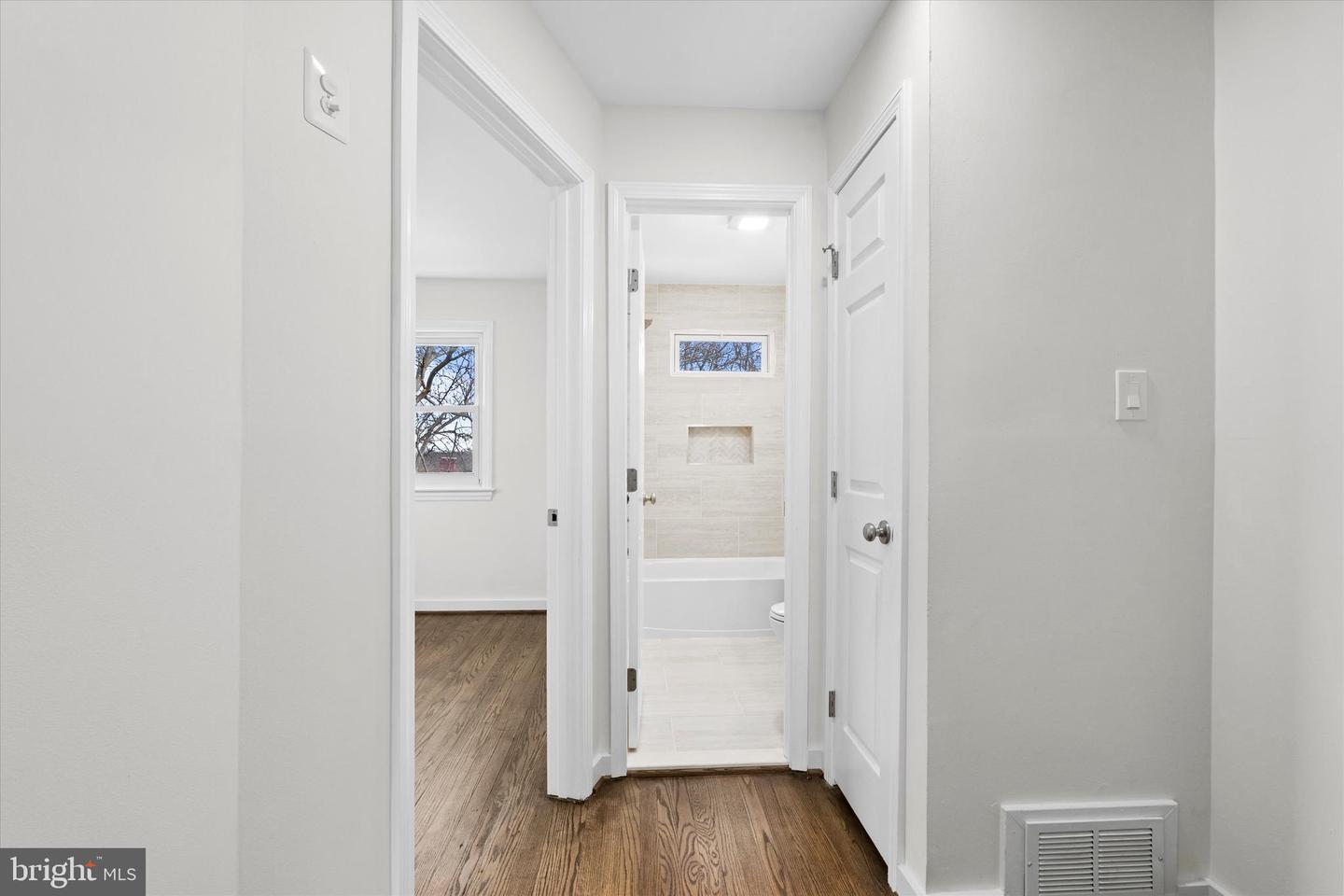 6913 WESTHAMPTON DR, ALEXANDRIA, Virginia 22307, 2 Bedrooms Bedrooms, ,2 BathroomsBathrooms,Residential,For sale,6913 WESTHAMPTON DR,VAFX2281640 MLS # VAFX2281640 6913 WESTHAMPTON DR, ALEXANDRIA, Virginia 22307, 2 Bedrooms Bedrooms, ,2 BathroomsBathrooms,Residential,For sale,6913 WESTHAMPTON DR,VAFX2281640 MLS # VAFX2281640