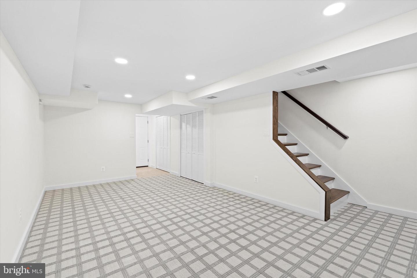 6913 WESTHAMPTON DR, ALEXANDRIA, Virginia 22307, 2 Bedrooms Bedrooms, ,2 BathroomsBathrooms,Residential,For sale,6913 WESTHAMPTON DR,VAFX2281640 MLS # VAFX2281640 6913 WESTHAMPTON DR, ALEXANDRIA, Virginia 22307, 2 Bedrooms Bedrooms, ,2 BathroomsBathrooms,Residential,For sale,6913 WESTHAMPTON DR,VAFX2281640 MLS # VAFX2281640