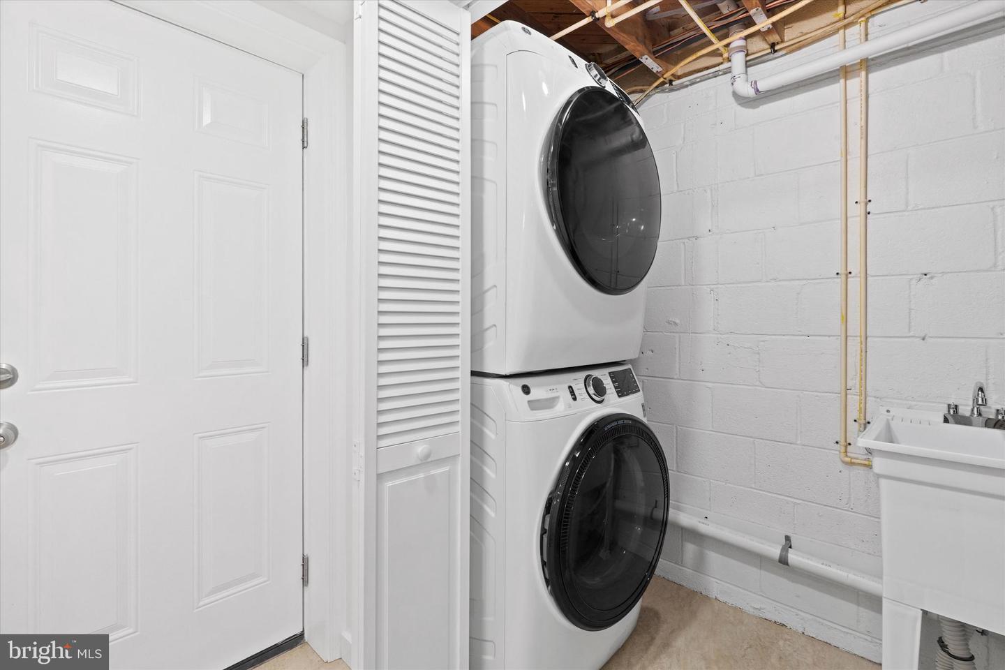 6913 WESTHAMPTON DR, ALEXANDRIA, Virginia 22307, 2 Bedrooms Bedrooms, ,2 BathroomsBathrooms,Residential,For sale,6913 WESTHAMPTON DR,VAFX2281640 MLS # VAFX2281640 6913 WESTHAMPTON DR, ALEXANDRIA, Virginia 22307, 2 Bedrooms Bedrooms, ,2 BathroomsBathrooms,Residential,For sale,6913 WESTHAMPTON DR,VAFX2281640 MLS # VAFX2281640