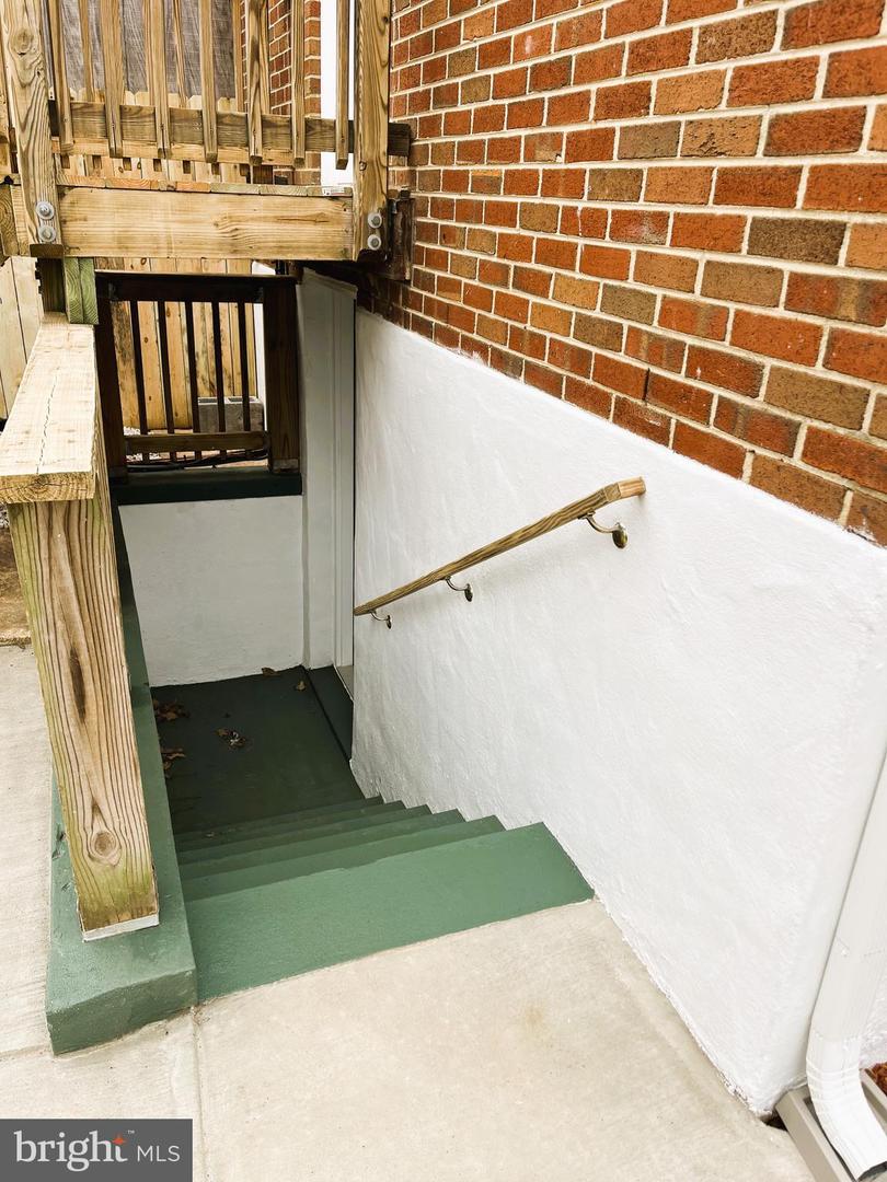 6913 WESTHAMPTON DR, ALEXANDRIA, Virginia 22307, 2 Bedrooms Bedrooms, ,2 BathroomsBathrooms,Residential,For sale,6913 WESTHAMPTON DR,VAFX2281640 MLS # VAFX2281640 6913 WESTHAMPTON DR, ALEXANDRIA, Virginia 22307, 2 Bedrooms Bedrooms, ,2 BathroomsBathrooms,Residential,For sale,6913 WESTHAMPTON DR,VAFX2281640 MLS # VAFX2281640