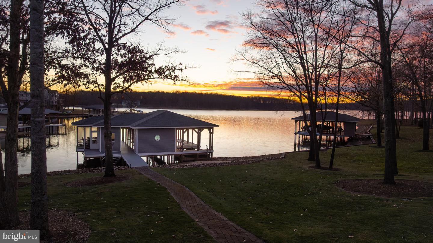 95 OLIVE BRANCH CT, BUMPASS, Virginia 23024, 5 Bedrooms Bedrooms, 22 Rooms Rooms,4 BathroomsBathrooms,Residential,For sale,95 OLIVE BRANCH CT,VALA2009040 MLS # VALA2009040