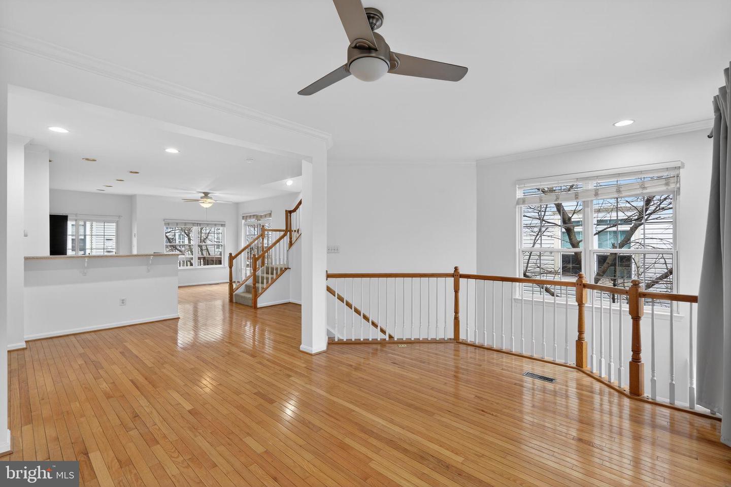 5457 PATUXENT KNOLL PL, ALEXANDRIA, Virginia 22312, 3 Bedrooms Bedrooms, 7 Rooms Rooms,3 BathroomsBathrooms,Residential,For sale,5457 PATUXENT KNOLL PL,VAFX2283158 MLS # VAFX2283158