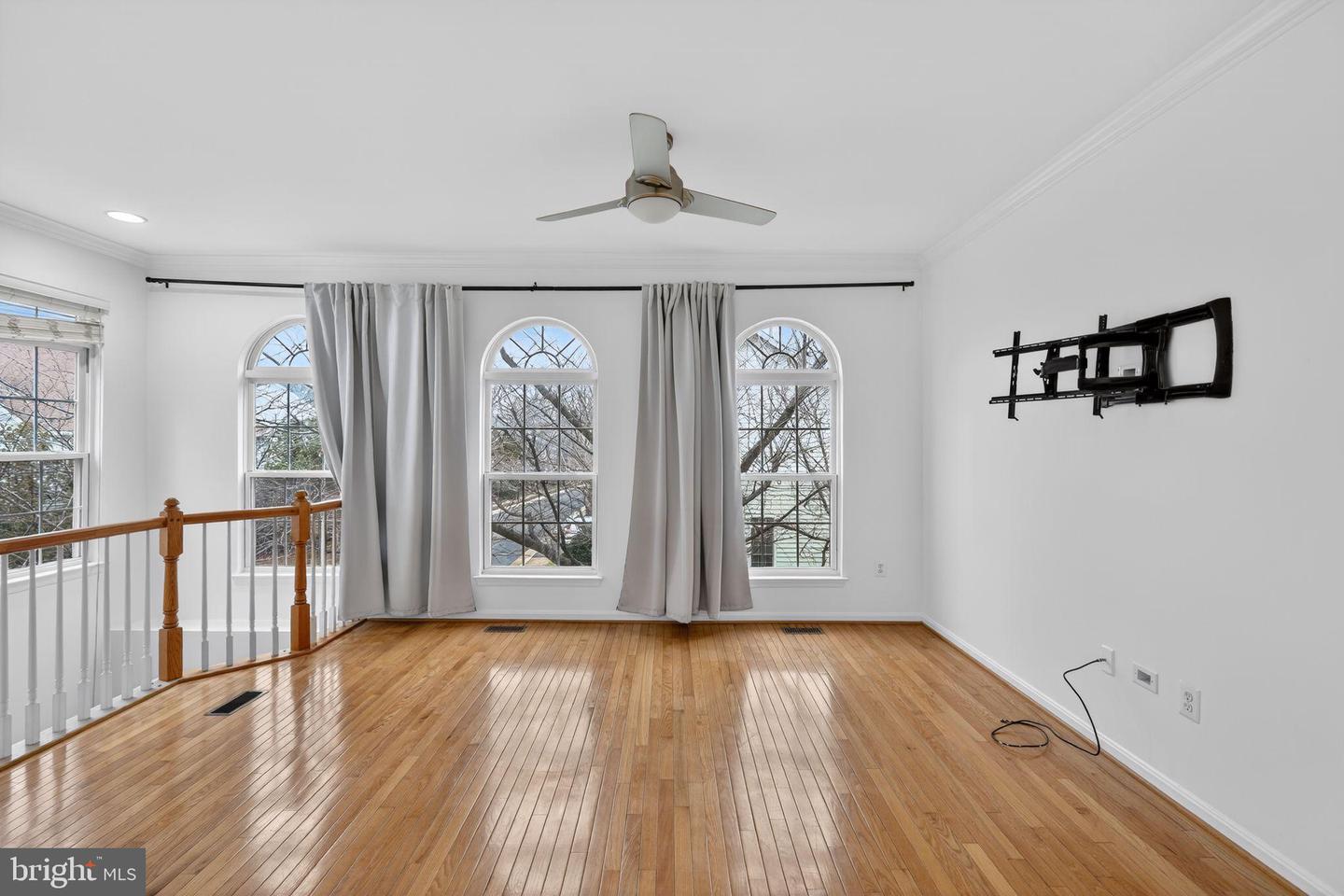 5457 PATUXENT KNOLL PL, ALEXANDRIA, Virginia 22312, 3 Bedrooms Bedrooms, 7 Rooms Rooms,3 BathroomsBathrooms,Residential,For sale,5457 PATUXENT KNOLL PL,VAFX2283158 MLS # VAFX2283158