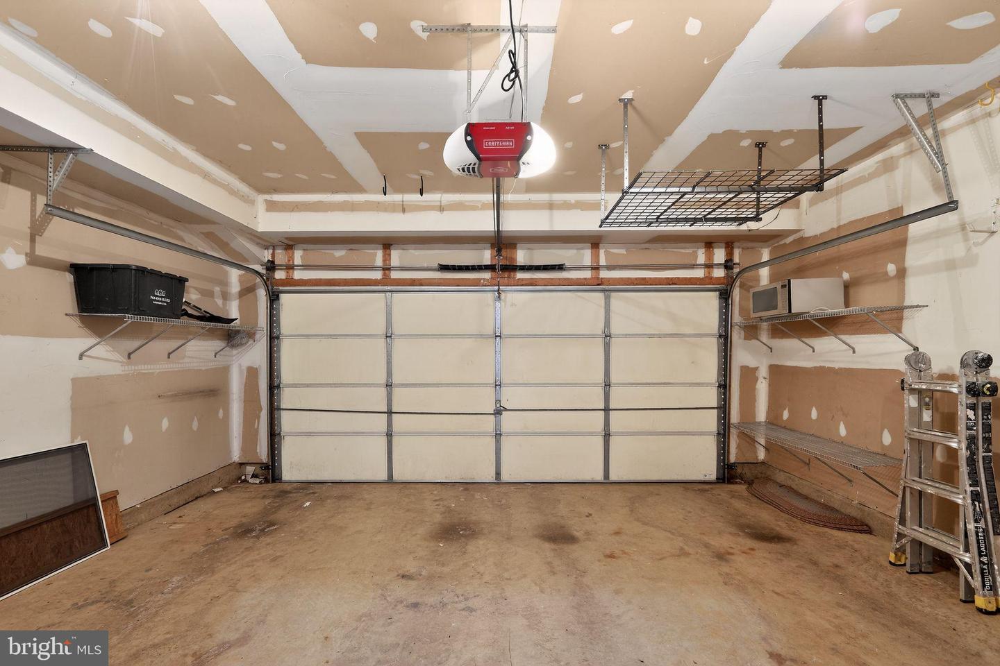 5457 PATUXENT KNOLL PL, ALEXANDRIA, Virginia 22312, 3 Bedrooms Bedrooms, 7 Rooms Rooms,3 BathroomsBathrooms,Residential,For sale,5457 PATUXENT KNOLL PL,VAFX2283158 MLS # VAFX2283158