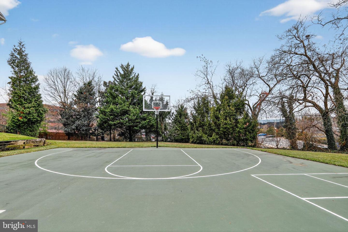 5457 PATUXENT KNOLL PL, ALEXANDRIA, Virginia 22312, 3 Bedrooms Bedrooms, 7 Rooms Rooms,3 BathroomsBathrooms,Residential,For sale,5457 PATUXENT KNOLL PL,VAFX2283158 MLS # VAFX2283158