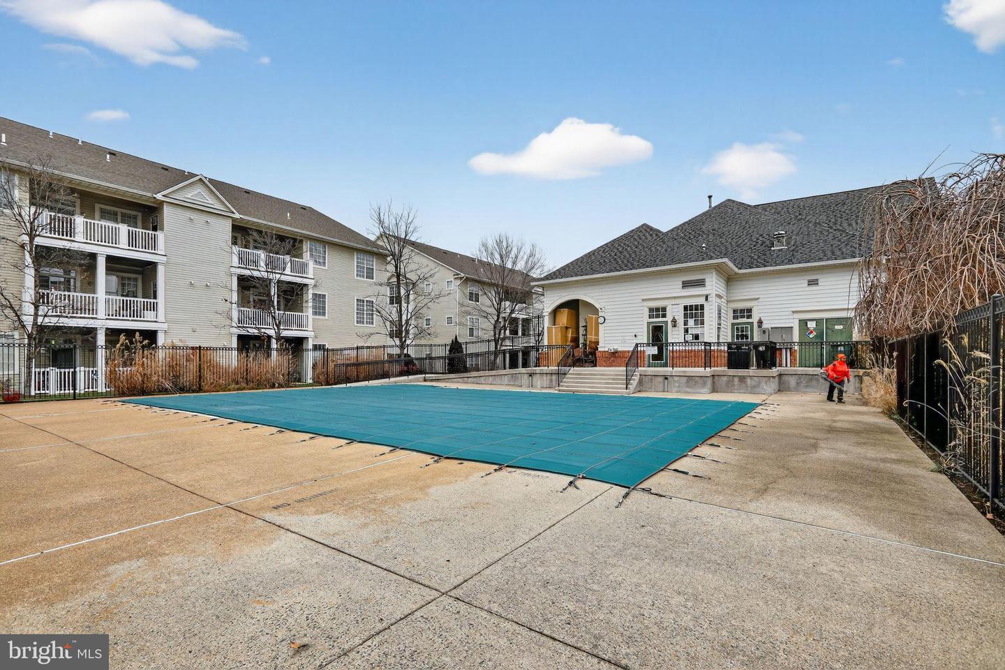 5457 PATUXENT KNOLL PL, ALEXANDRIA, Virginia 22312, 3 Bedrooms Bedrooms, 7 Rooms Rooms,3 BathroomsBathrooms,Residential,For sale,5457 PATUXENT KNOLL PL,VAFX2283158 MLS # VAFX2283158