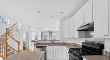 5457 PATUXENT KNOLL PL, ALEXANDRIA, Virginia 22312, 3 Bedrooms Bedrooms, 7 Rooms Rooms,3 BathroomsBathrooms,Residential,For sale,5457 PATUXENT KNOLL PL,VAFX2283158 MLS # VAFX2283158