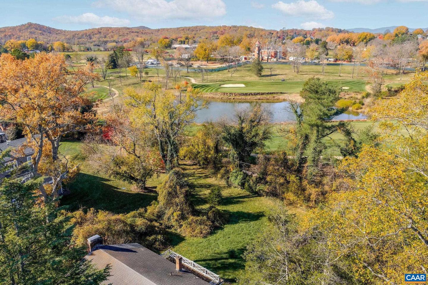 4 CANTERBURY RD, CHARLOTTESVILLE, Virginia 22903, 6 Bedrooms Bedrooms, ,5 BathroomsBathrooms,Residential,For sale,4 CANTERBURY RD,672126 MLS # 672126