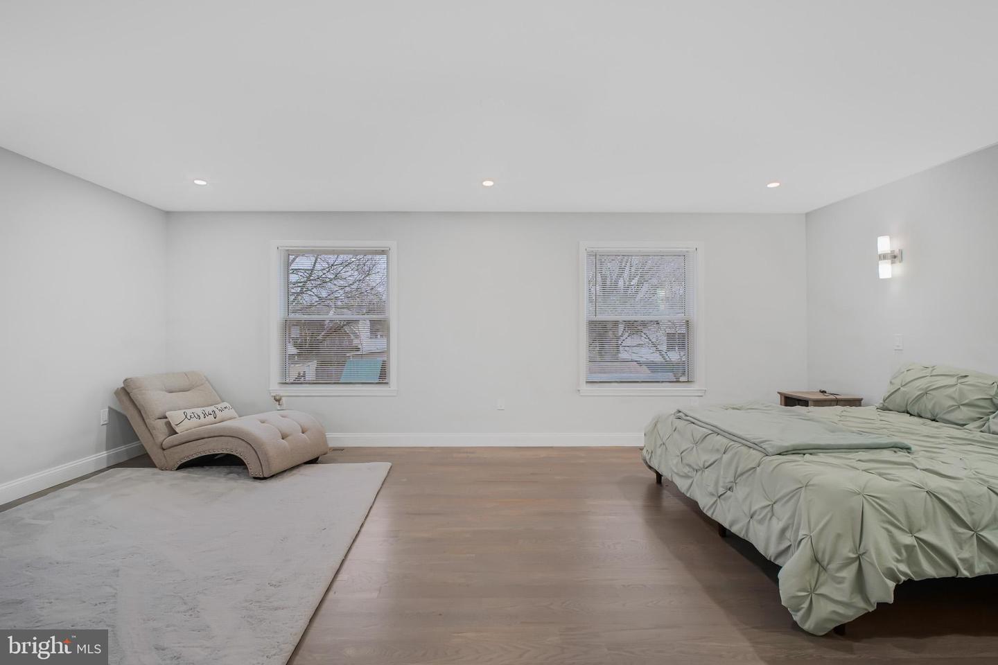 8227 FRYE RD, ALEXANDRIA, Virginia 22309, 5 Bedrooms Bedrooms, ,3 BathroomsBathrooms,Residential,For sale,8227 FRYE RD,VAFX2284104 MLS # VAFX2284104