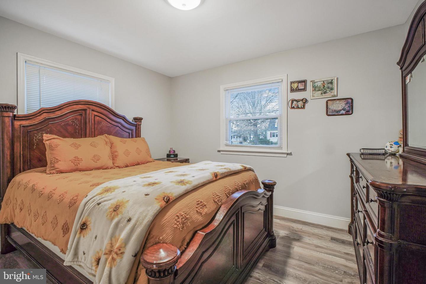 8227 FRYE RD, ALEXANDRIA, Virginia 22309, 5 Bedrooms Bedrooms, ,3 BathroomsBathrooms,Residential,For sale,8227 FRYE RD,VAFX2284104 MLS # VAFX2284104