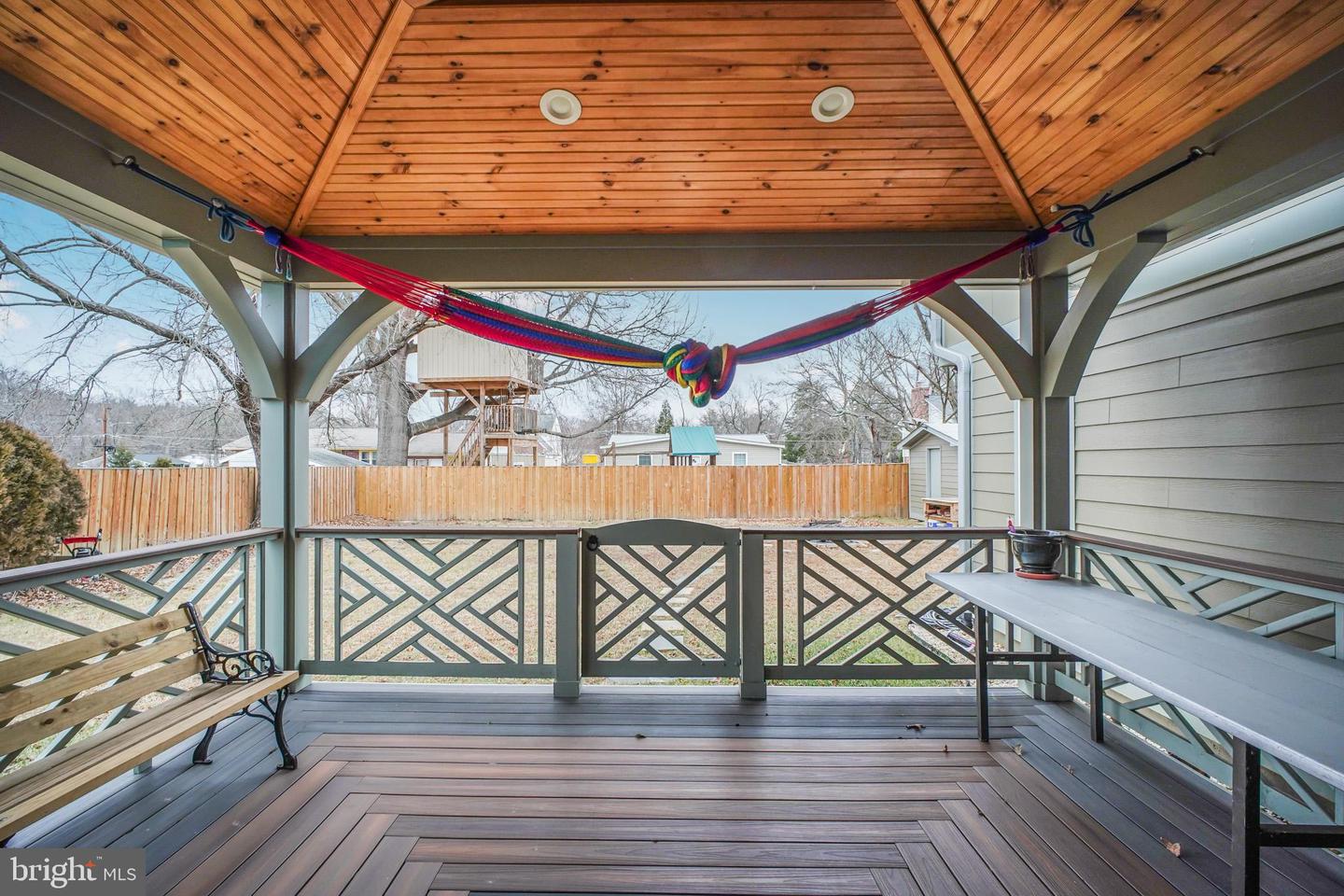 8227 FRYE RD, ALEXANDRIA, Virginia 22309, 5 Bedrooms Bedrooms, ,3 BathroomsBathrooms,Residential,For sale,8227 FRYE RD,VAFX2284104 MLS # VAFX2284104