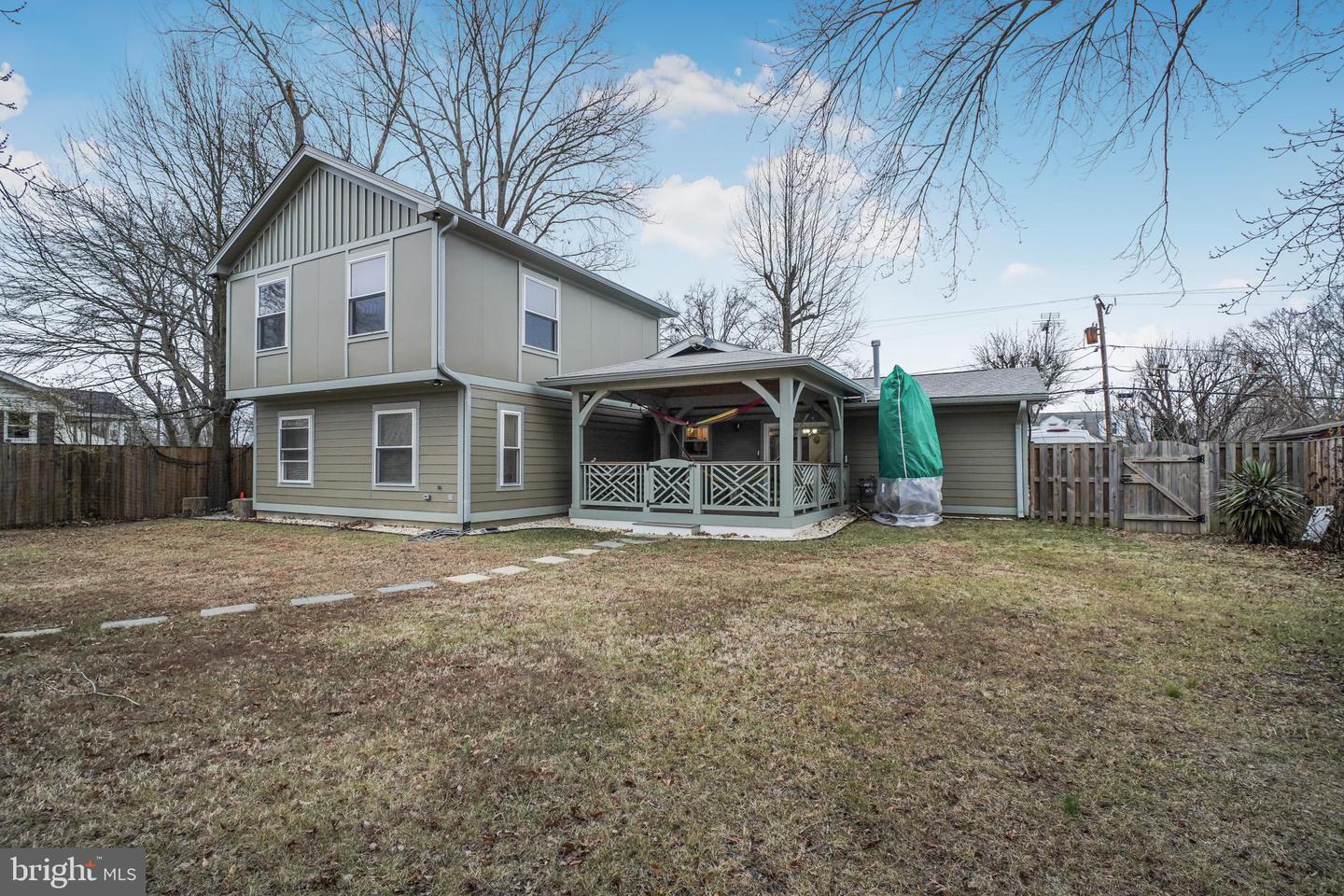 8227 FRYE RD, ALEXANDRIA, Virginia 22309, 5 Bedrooms Bedrooms, ,3 BathroomsBathrooms,Residential,For sale,8227 FRYE RD,VAFX2284104 MLS # VAFX2284104