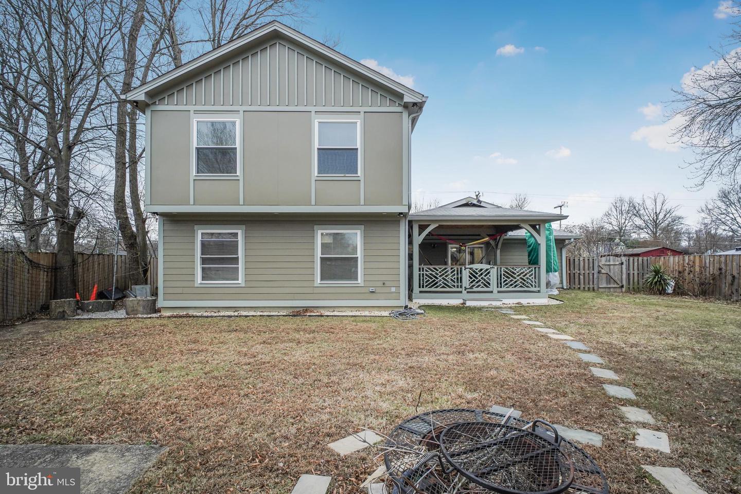 8227 FRYE RD, ALEXANDRIA, Virginia 22309, 5 Bedrooms Bedrooms, ,3 BathroomsBathrooms,Residential,For sale,8227 FRYE RD,VAFX2284104 MLS # VAFX2284104