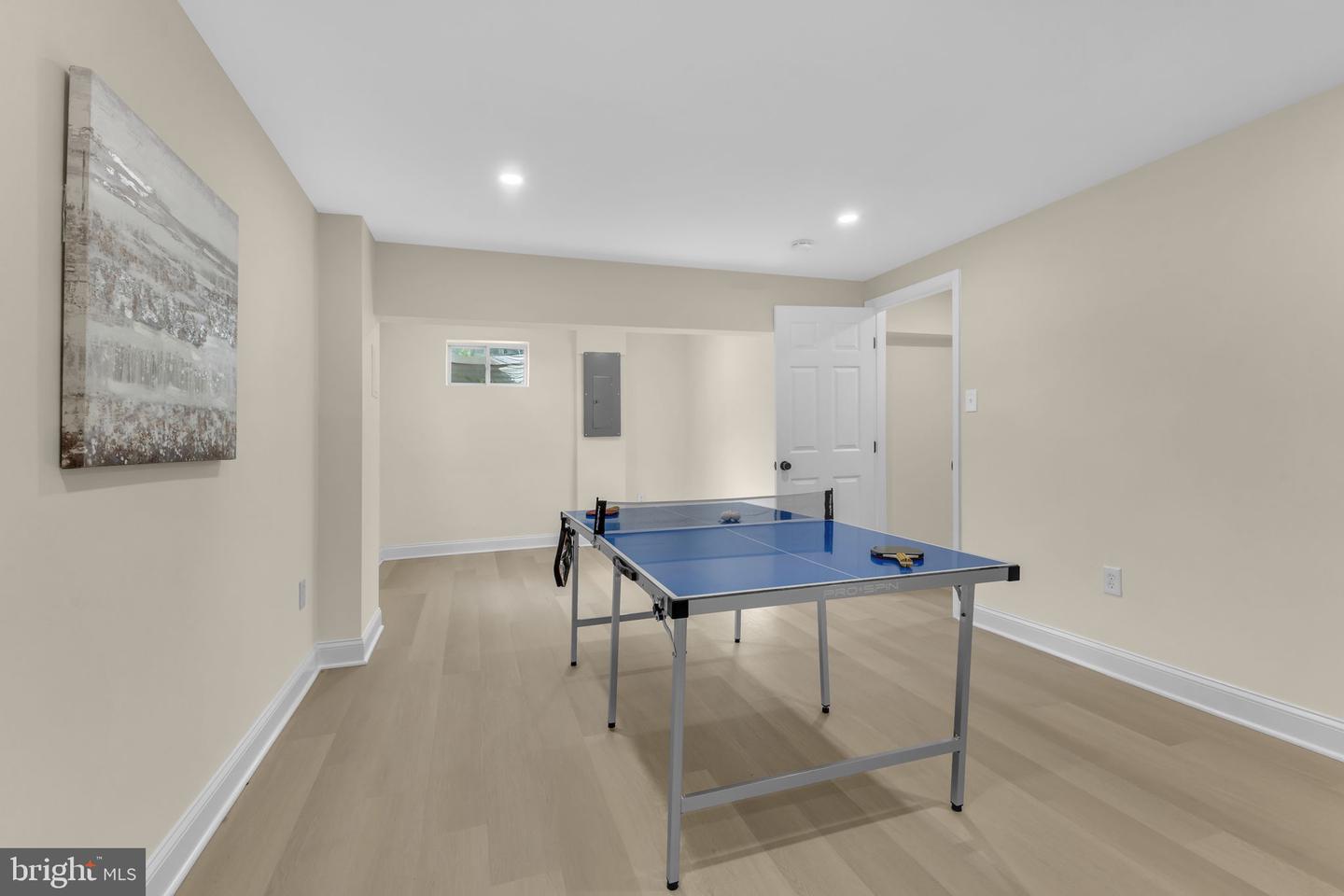 6400 INWOOD DR, SPRINGFIELD, Virginia 22150, 5 Bedrooms Bedrooms, ,3 BathroomsBathrooms,Residential,For sale,6400 INWOOD DR,VAFX2284174 MLS # VAFX2284174