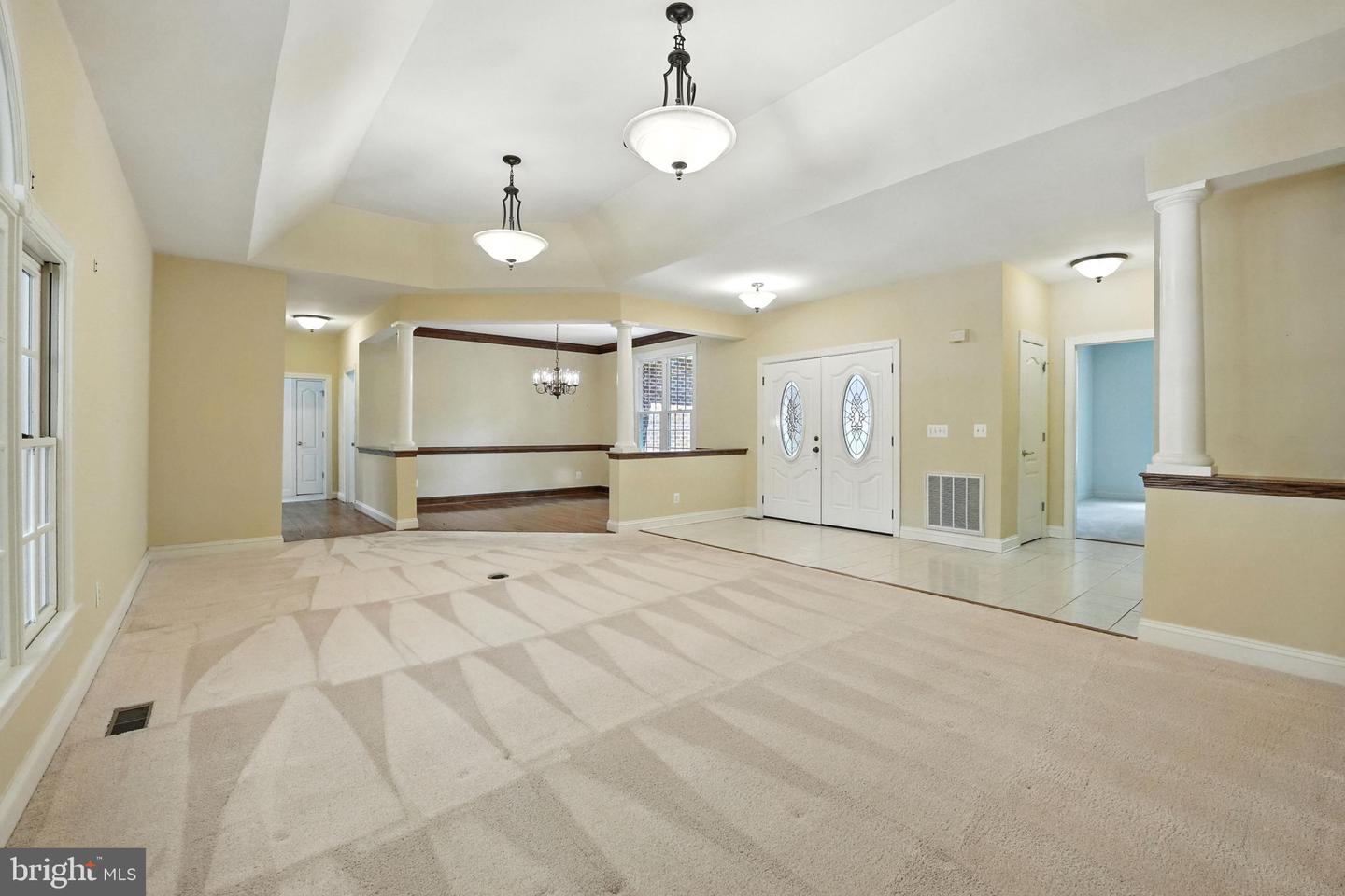 11606 STONEWALL JACKSON DR, SPOTSYLVANIA, Virginia 22551, 4 Bedrooms Bedrooms, ,2 BathroomsBathrooms,Residential,For sale,11606 STONEWALL JACKSON DR,VASP2038418 MLS # VASP2038418